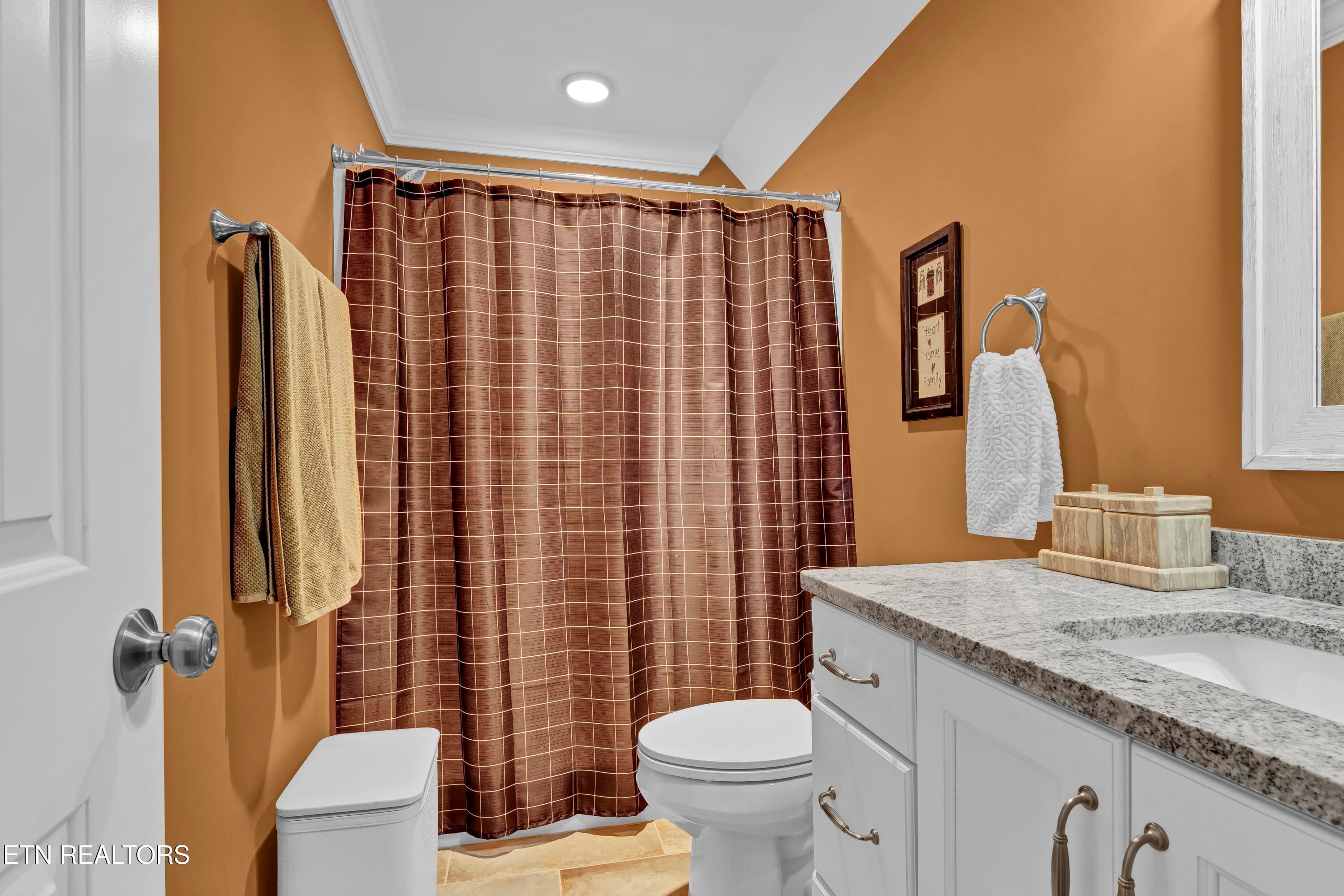 Bonus Room Bathroom - 3812 Jackson Bend Drive, Louisville, TN 37777, Louisville