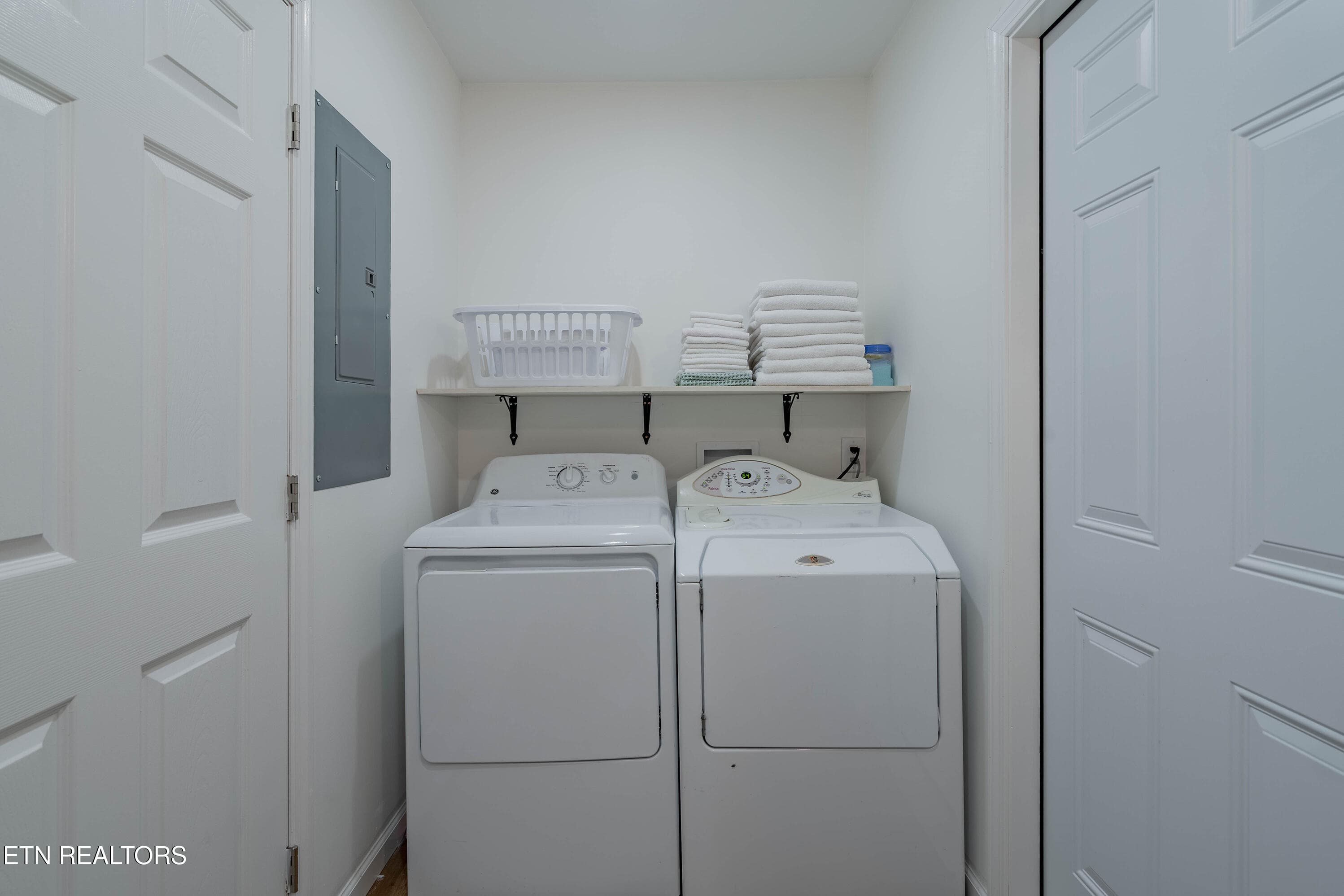 A7301120-HDR - 131 Bart Woolum Rd, Lancing, TN 37770, Lancing