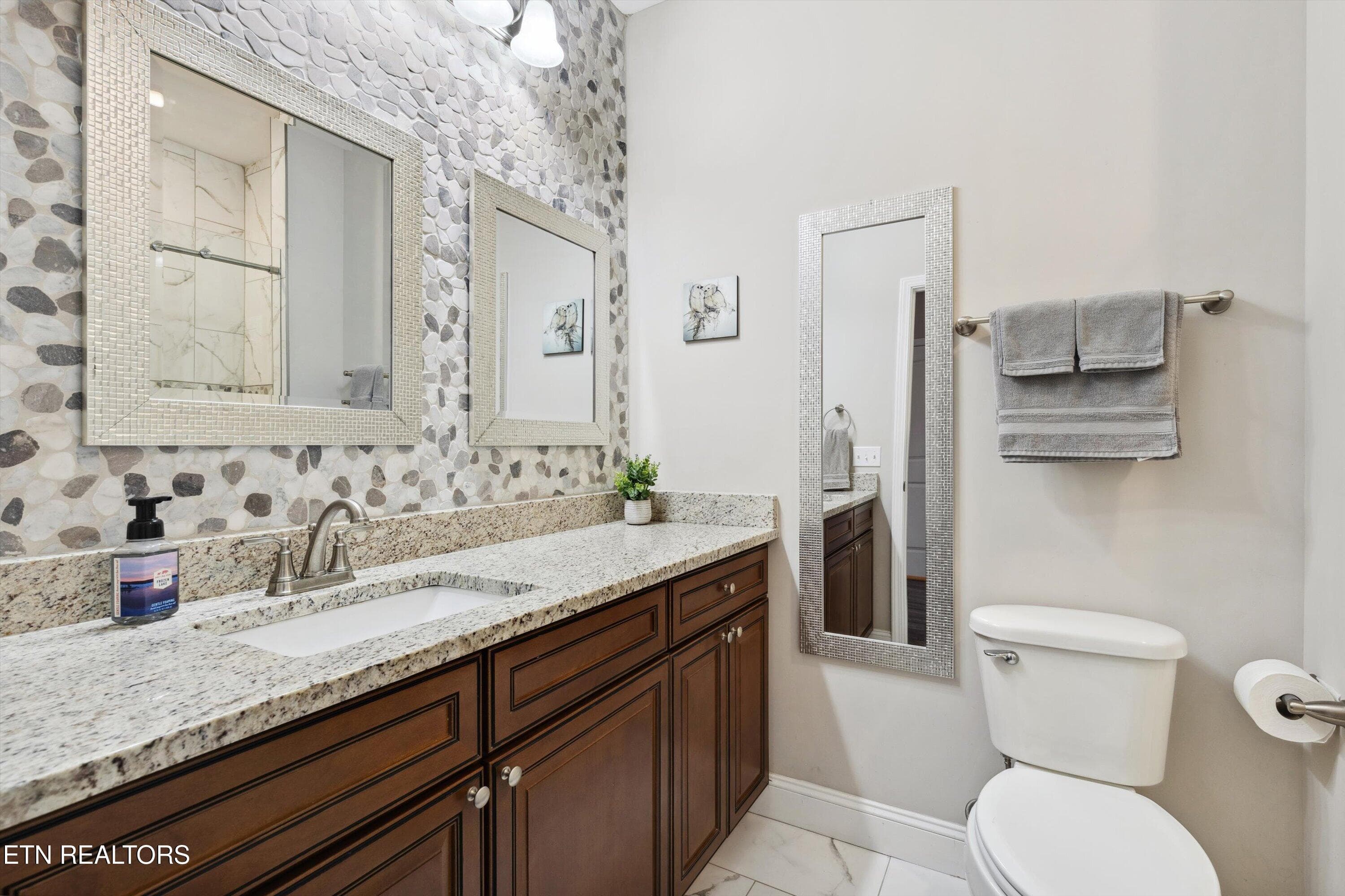 BC12 - 235 Bishops Cap Circle 102, Townsend, TN 37882, Townsend