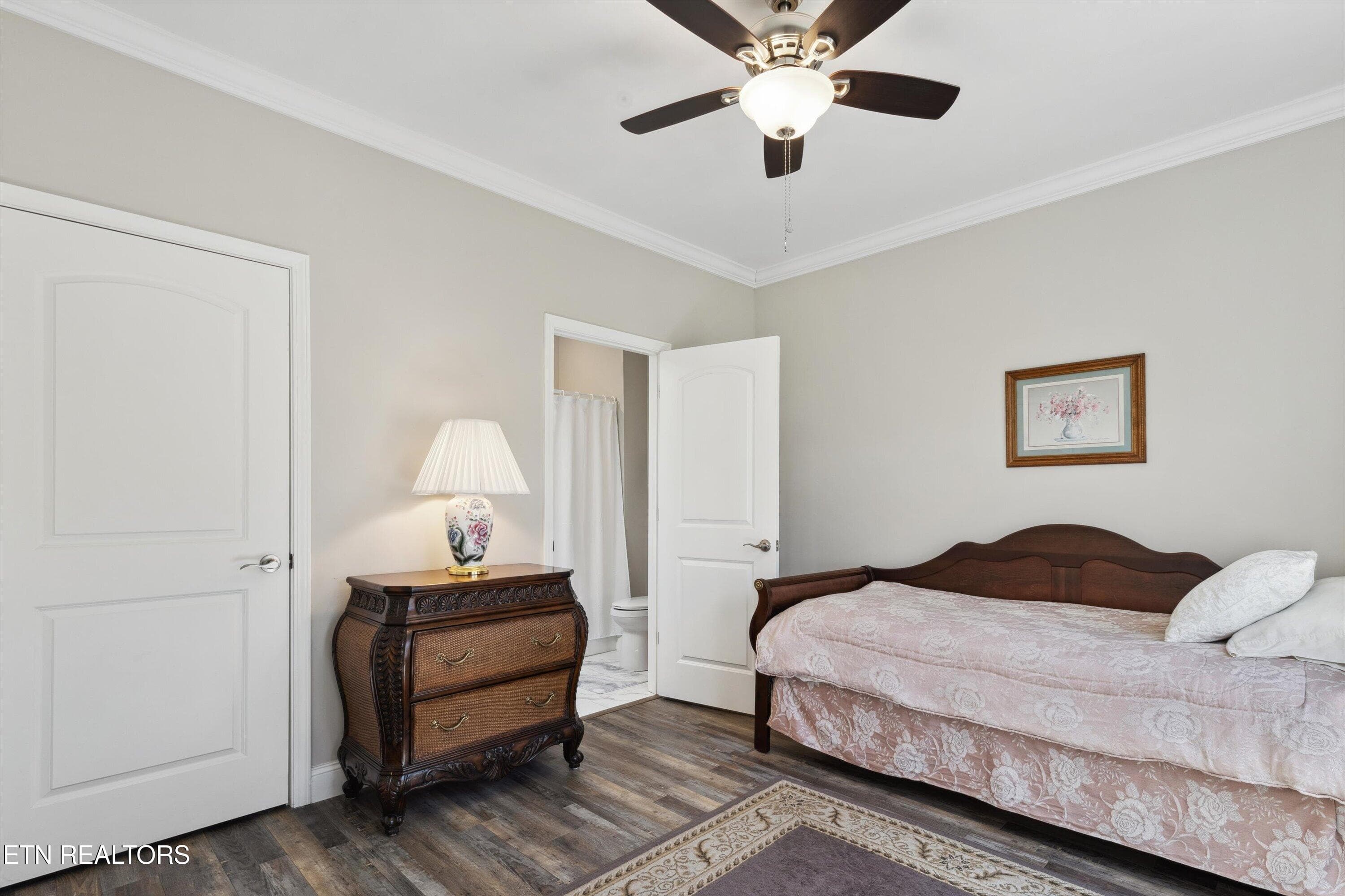 BC15 - 235 Bishops Cap Circle 102, Townsend, TN 37882, Townsend