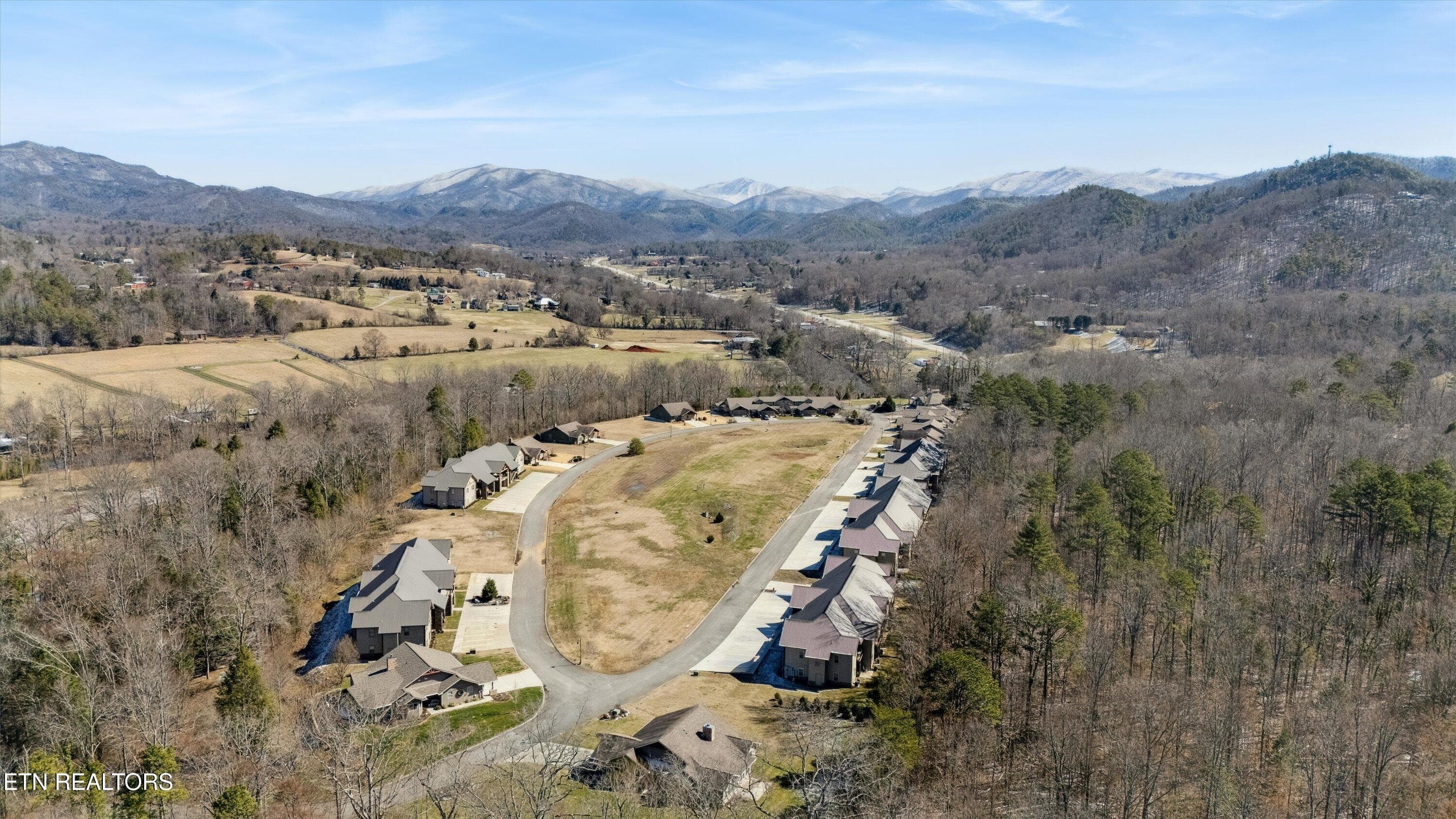 BC28 - 235 Bishops Cap Circle 102, Townsend, TN 37882, Townsend
