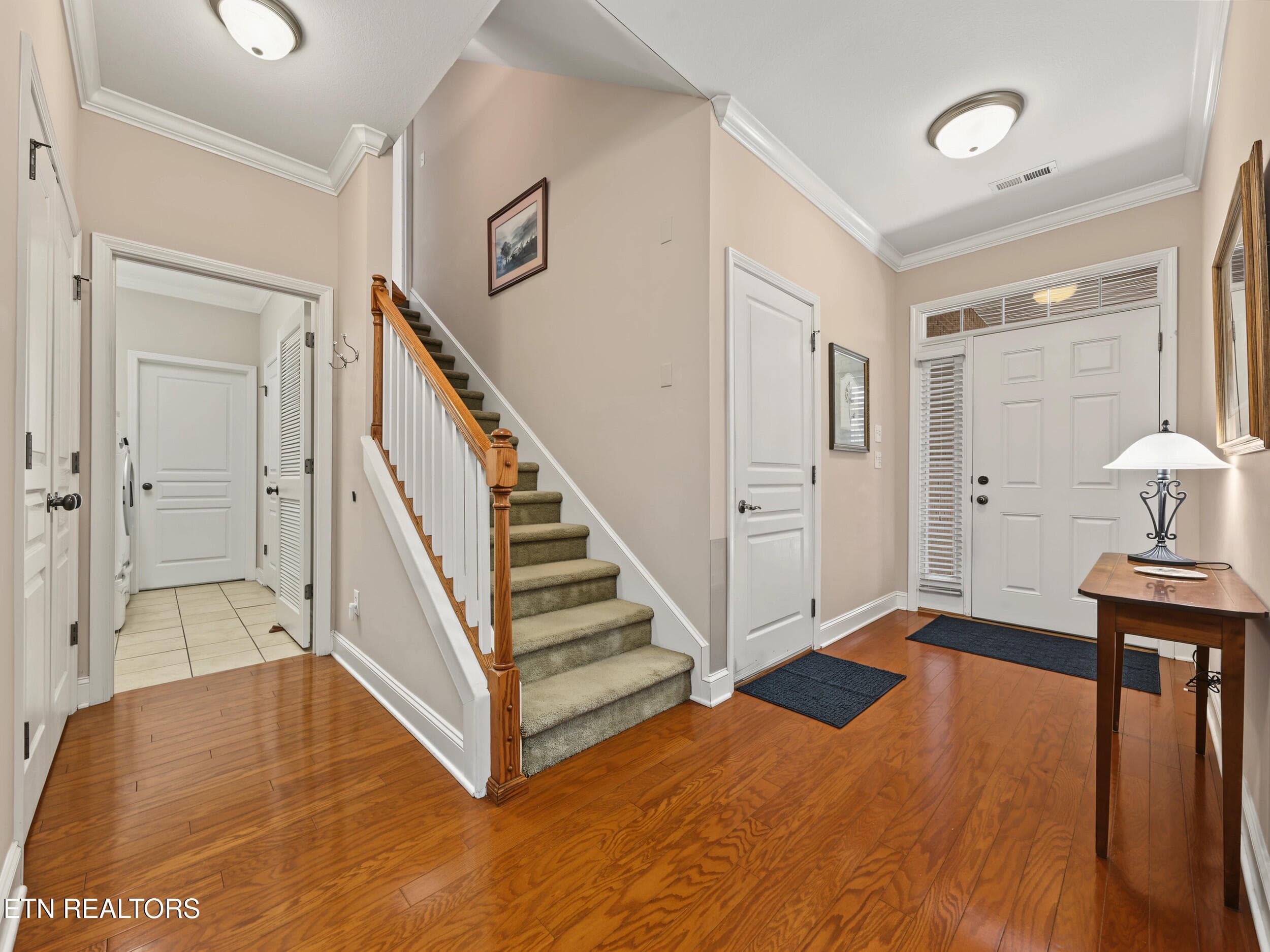 Stairs - 5090 Dovewood Way 6, Knoxville, TN 37918, Knoxville
