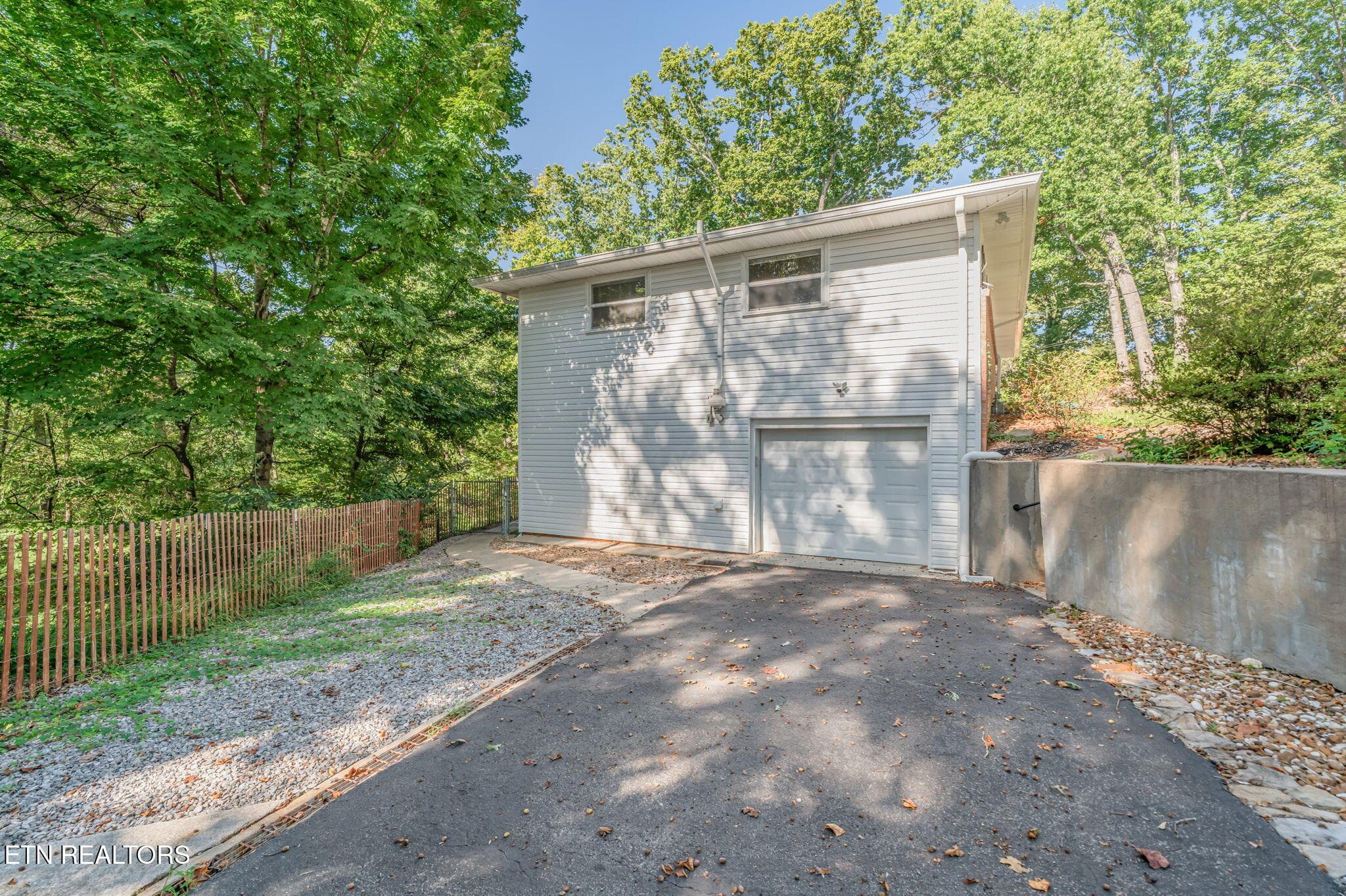 9-web-or-mls-103 Morgan Road-45 - 103 Morgan Rd, Oak Ridge, TN 37830, Oak Ridge