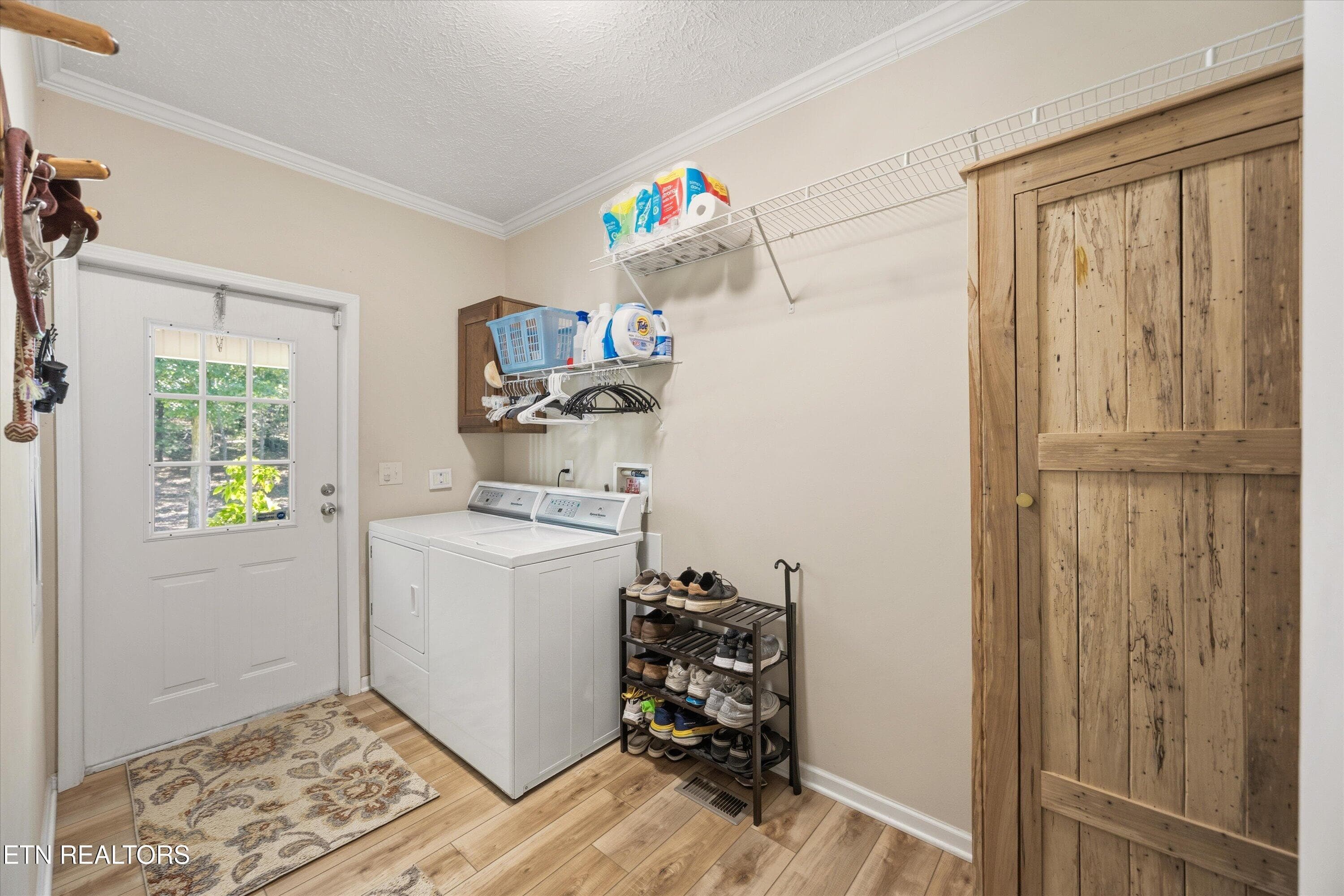 Launry room off back porch - 4350 Get Good Hollow Rd, Loudon, TN 37774, Loudon