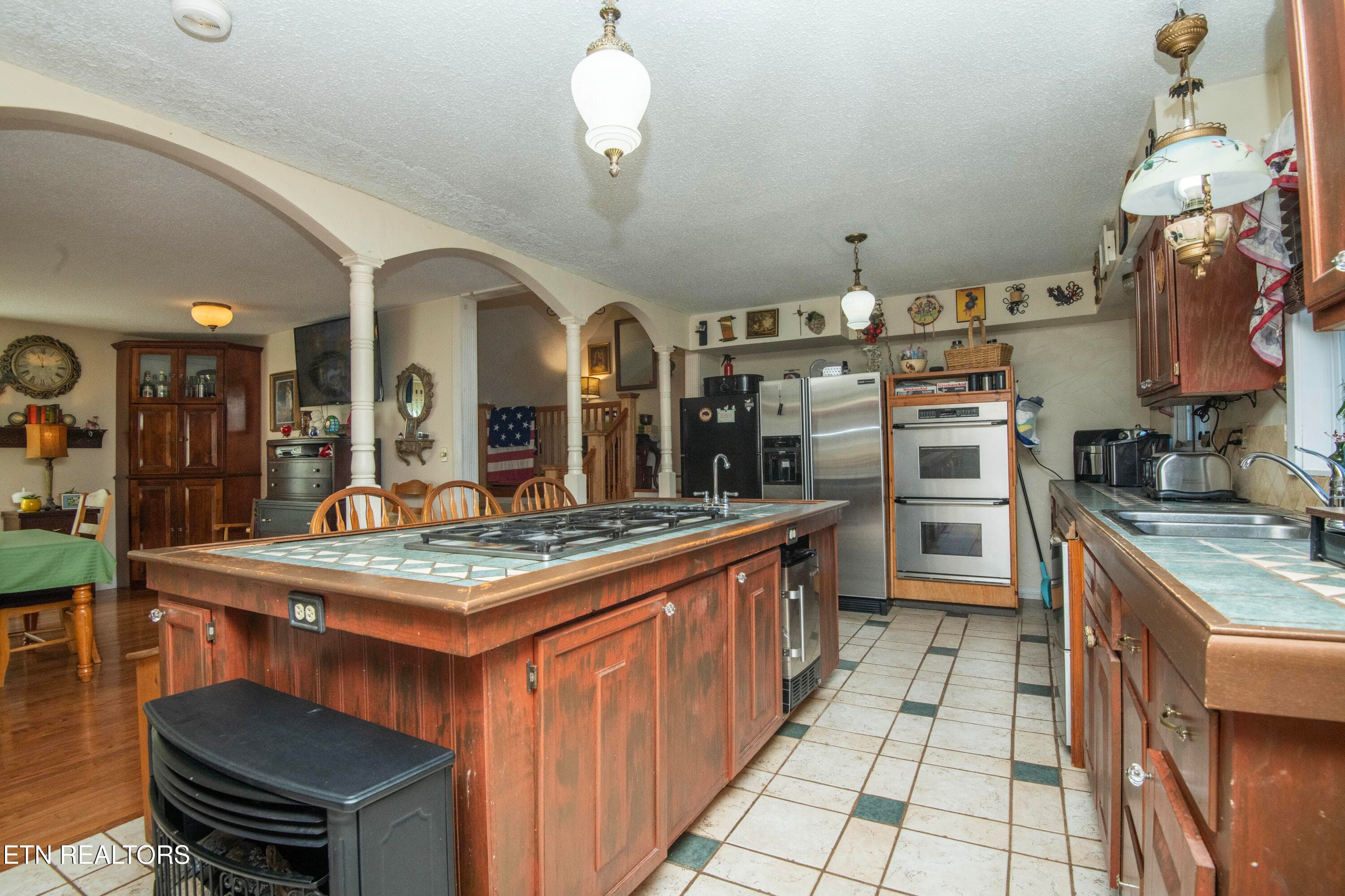 kitchen 8 - 155 Lakeview Circle, Clinton, TN 37716