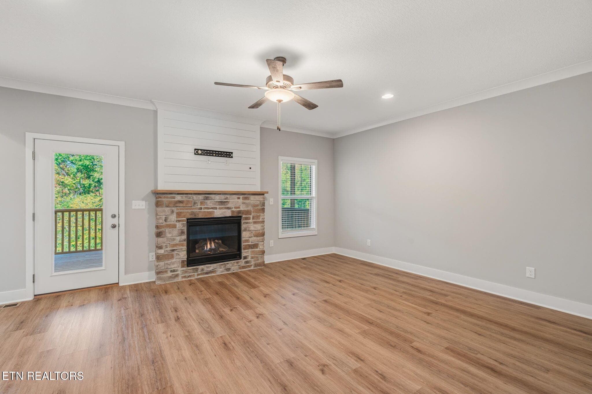 10-web-or-mls-112 Kingsberry Street-5 - 112 Kingberry St, Oak Ridge, TN 37830, Oak Ridge