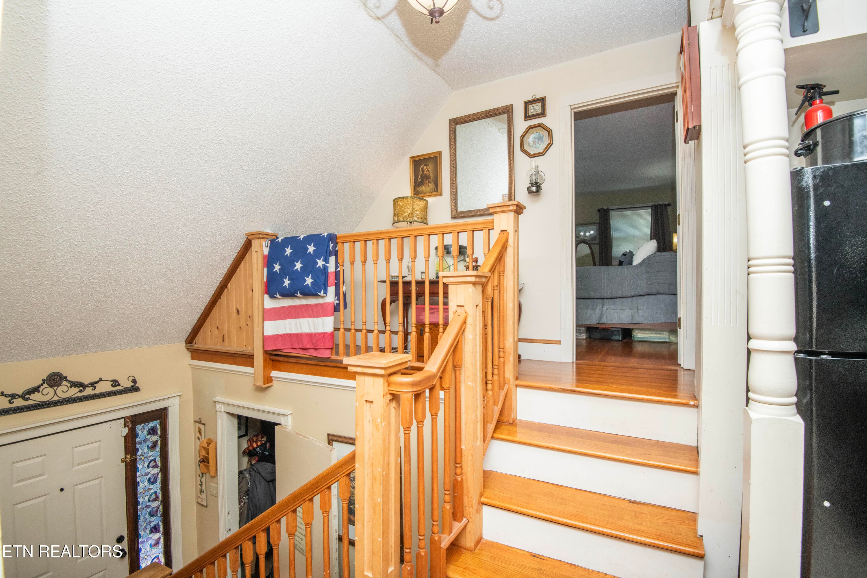foyer 1 - 155 Lakeview Circle, Clinton, TN 37716