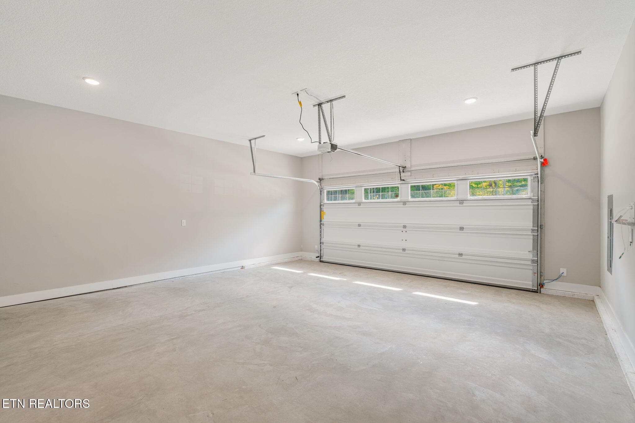 44-web-or-mls-112 Kingsberry Street - 112 Kingberry St, Oak Ridge, TN 37830, Oak Ridge