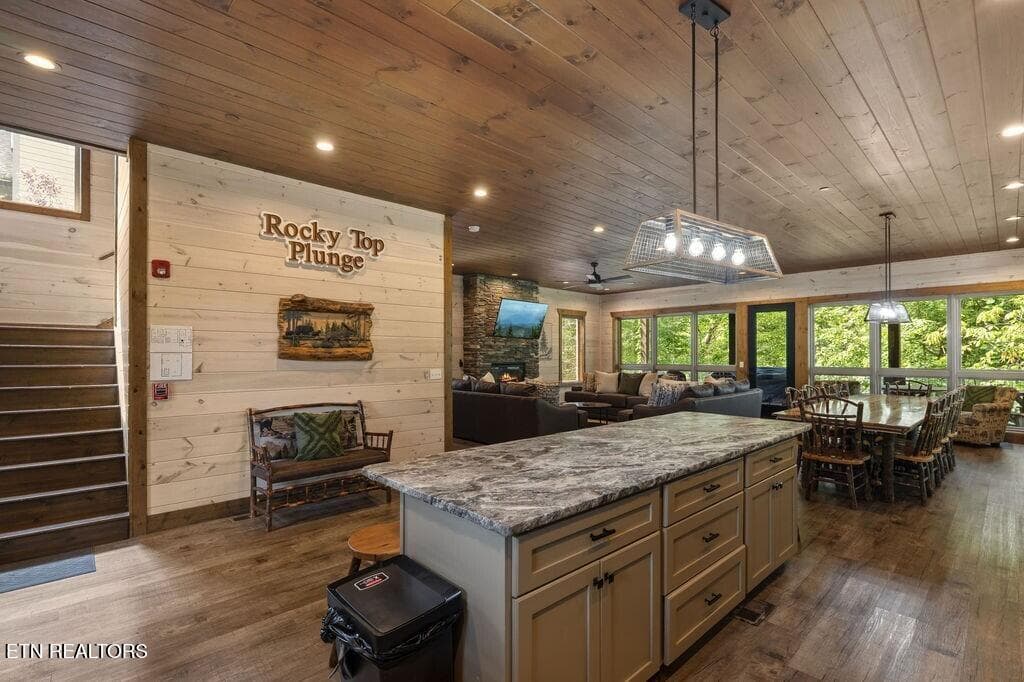11 - 3504 Sand Ridge Way, Pigeon Forge, TN 37863, Pigeon Forge