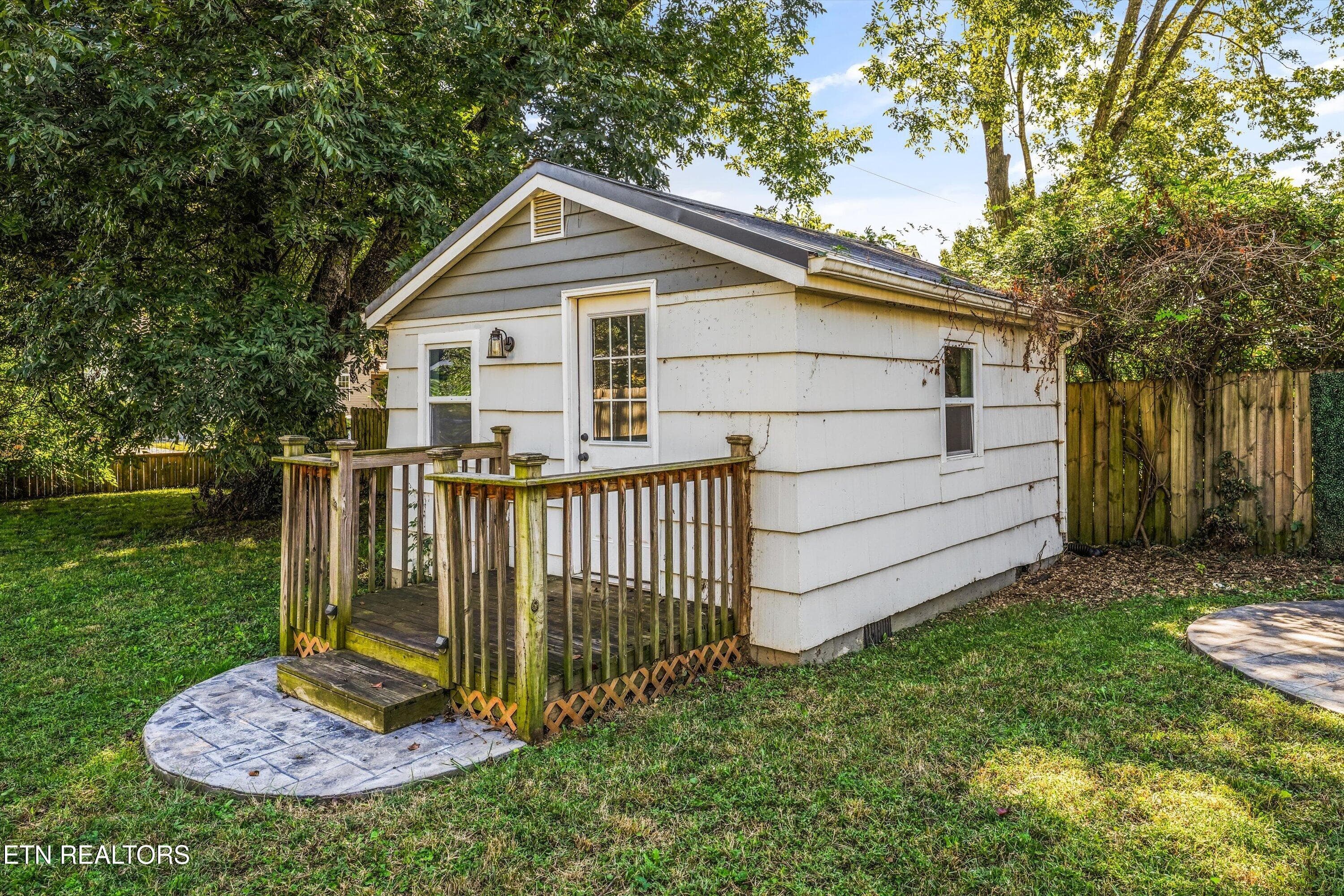 38-602 W Glenwood Ave NE10 - 602 W Glenwood Ave, Knoxville, TN 37917, Knoxville
