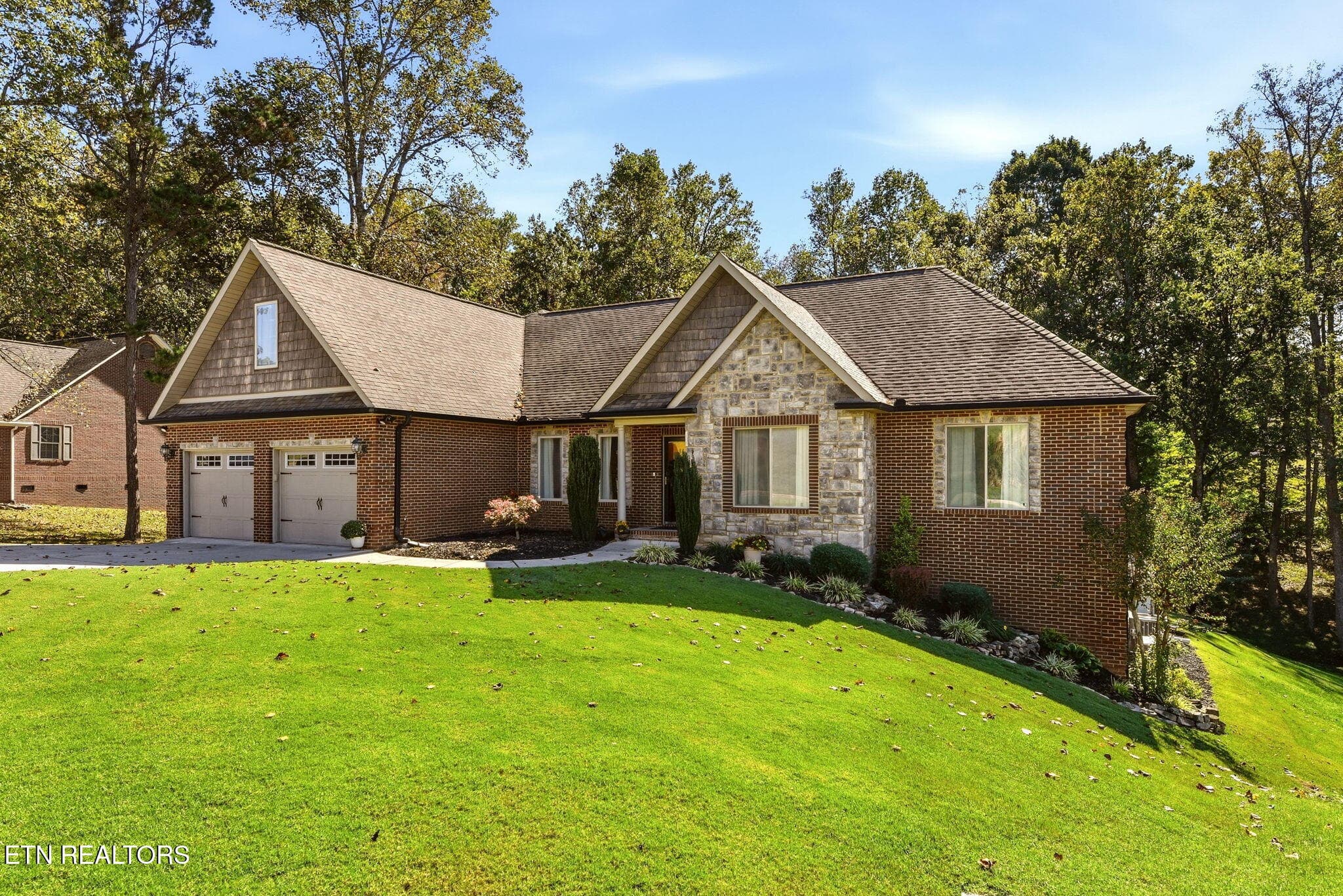 2-web-or-mls-ApplTr144 (3) - 144 Apple Tree Drive, Clinton, TN 37716, Clinton