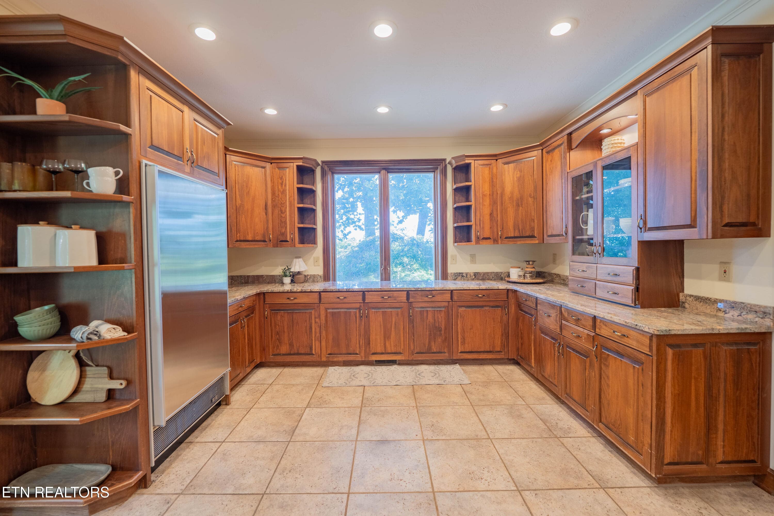 Kitchen - 306 Teague Lane, Sevierville, TN 37862, Sevierville