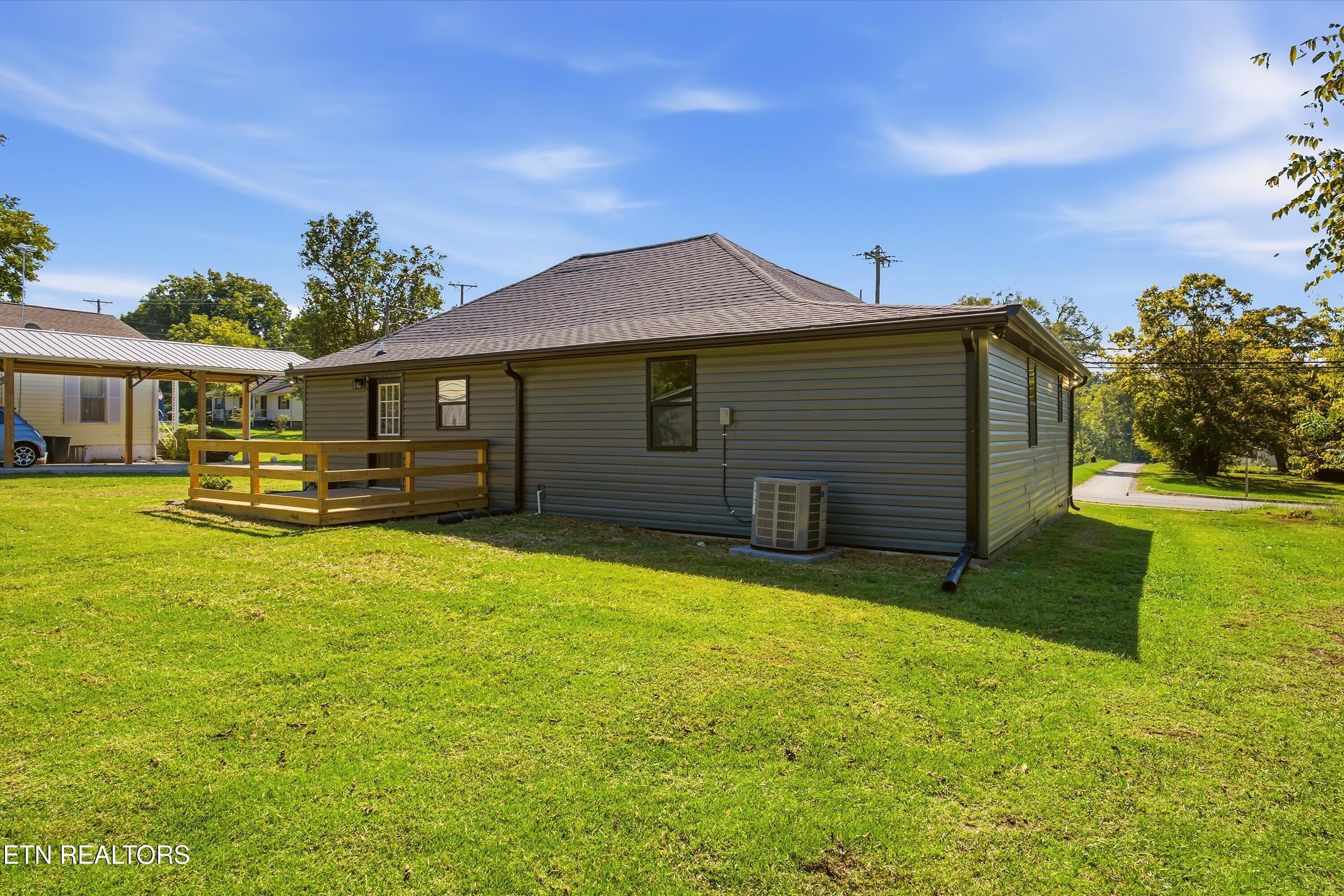 27-1100 8th St-27 - 1100 8th St, Etowah, TN 37331, Etowah