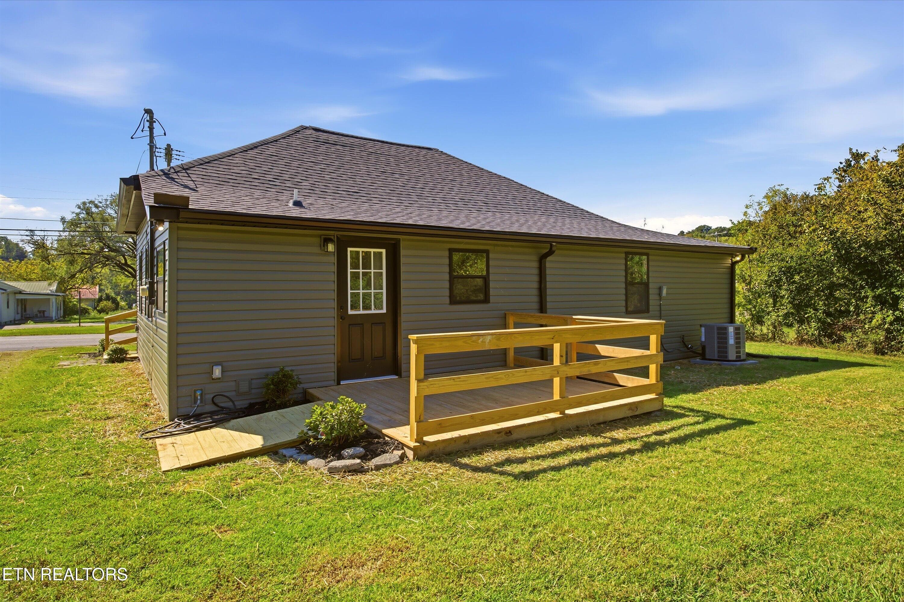 30-1100 8th St-30 - 1100 8th St, Etowah, TN 37331, Etowah