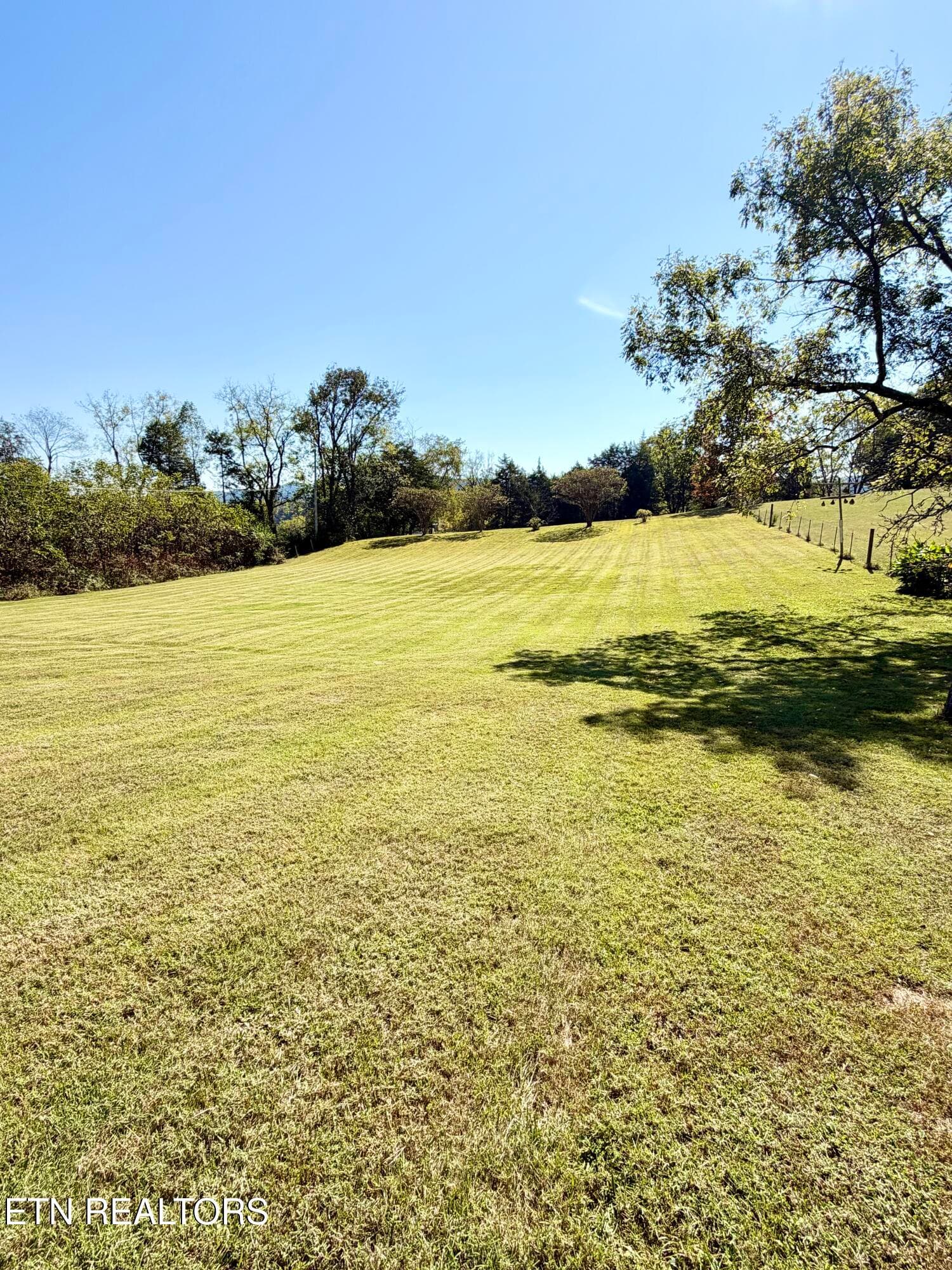 IMG_5941 - 1922 N Charles G Seivers Blvd, Clinton, TN 37716, Clinton