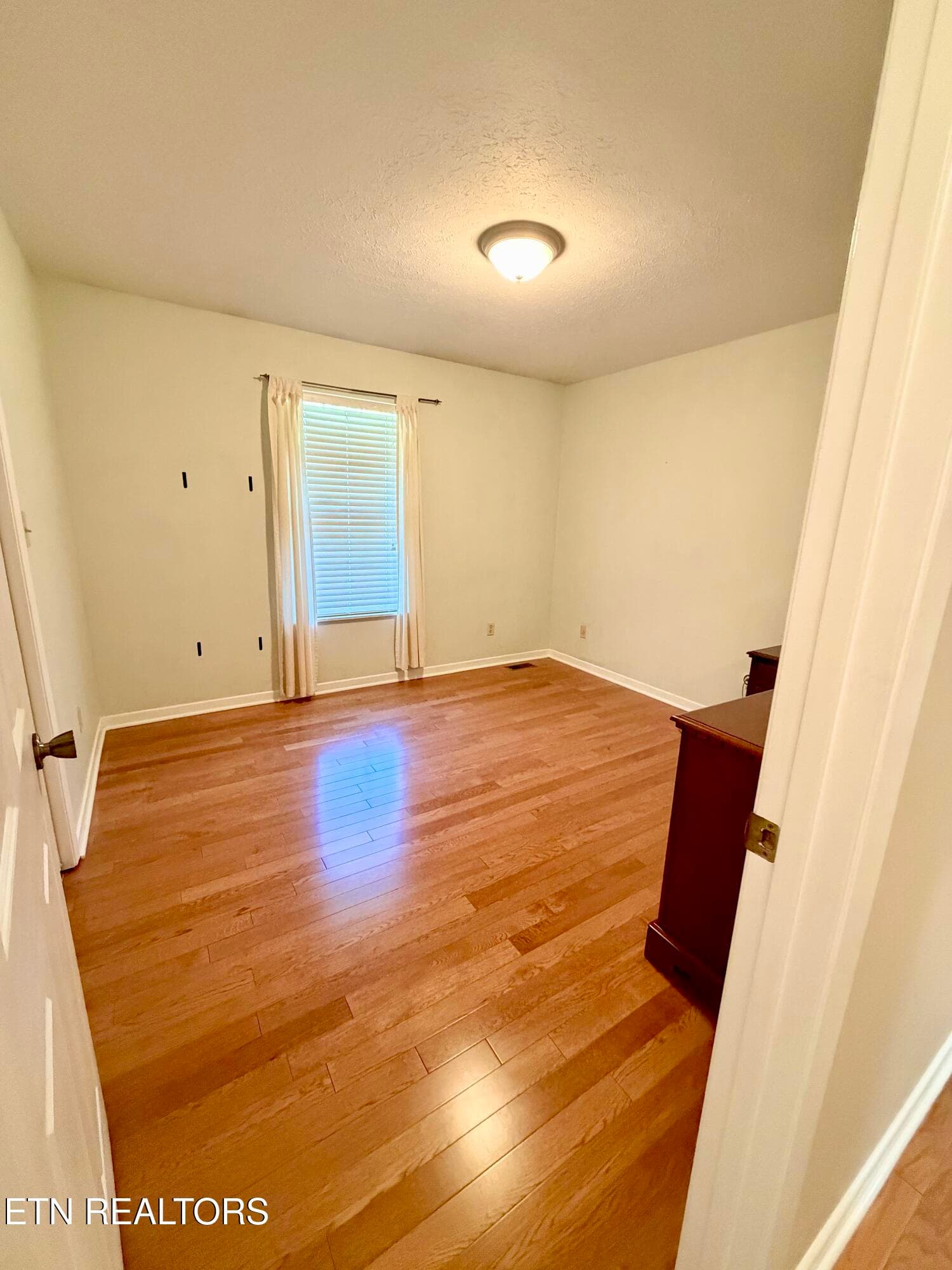IMG_5906 - 1922 N Charles G Seivers Blvd, Clinton, TN 37716, Clinton