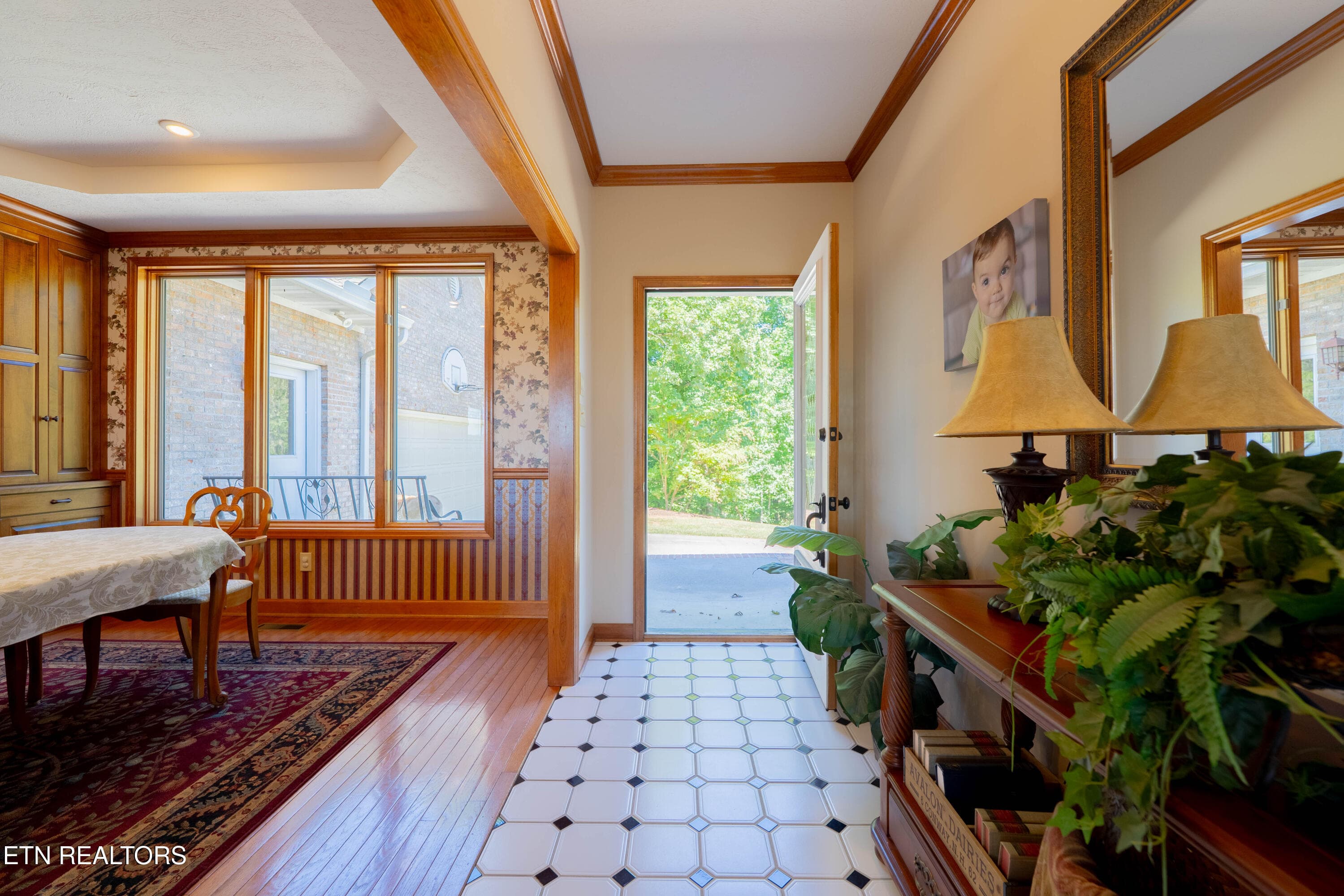 Entry - 310 Teague, Sevierville, TN 37862, Sevierville