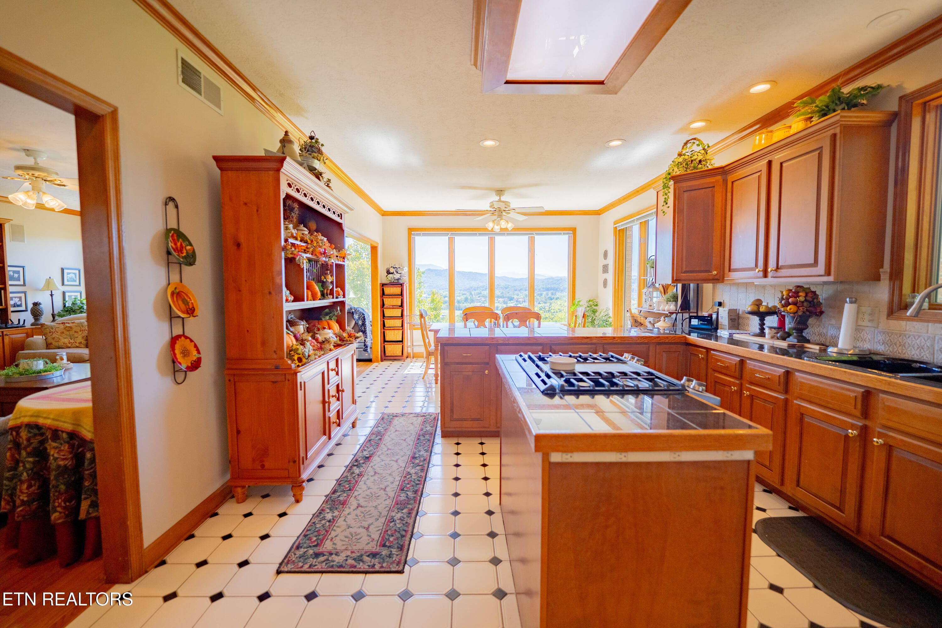 Kitchen - 310 Teague, Sevierville, TN 37862, Sevierville