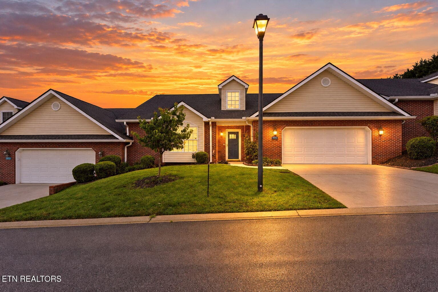 2-web-or-mls-virtual twilight - 1127 Gazebo Way, Powell, TN 37849