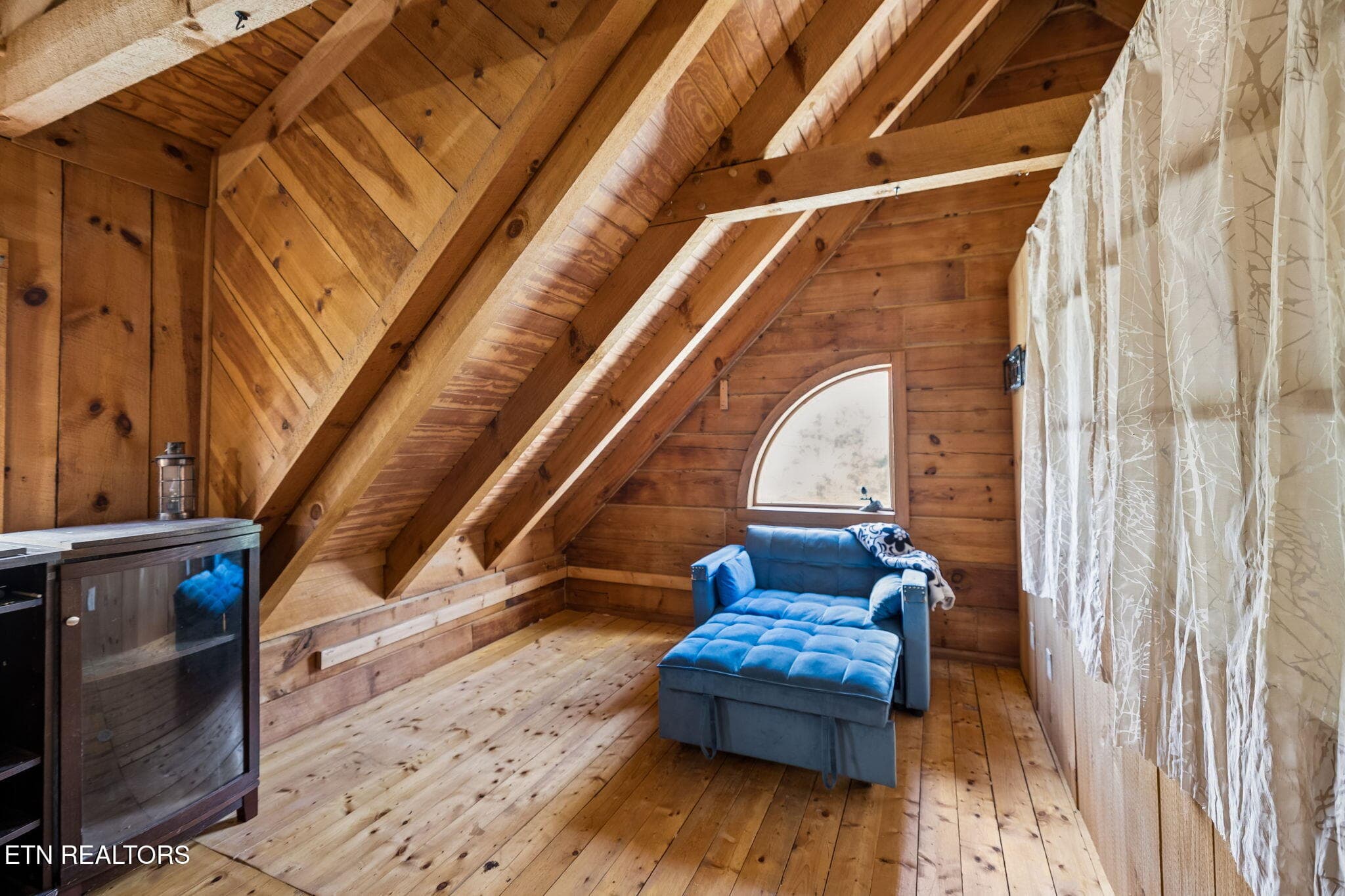 2nd loft bedroom - 1243 Carrs Creek Rd, Townsend, TN 37882, Townsend