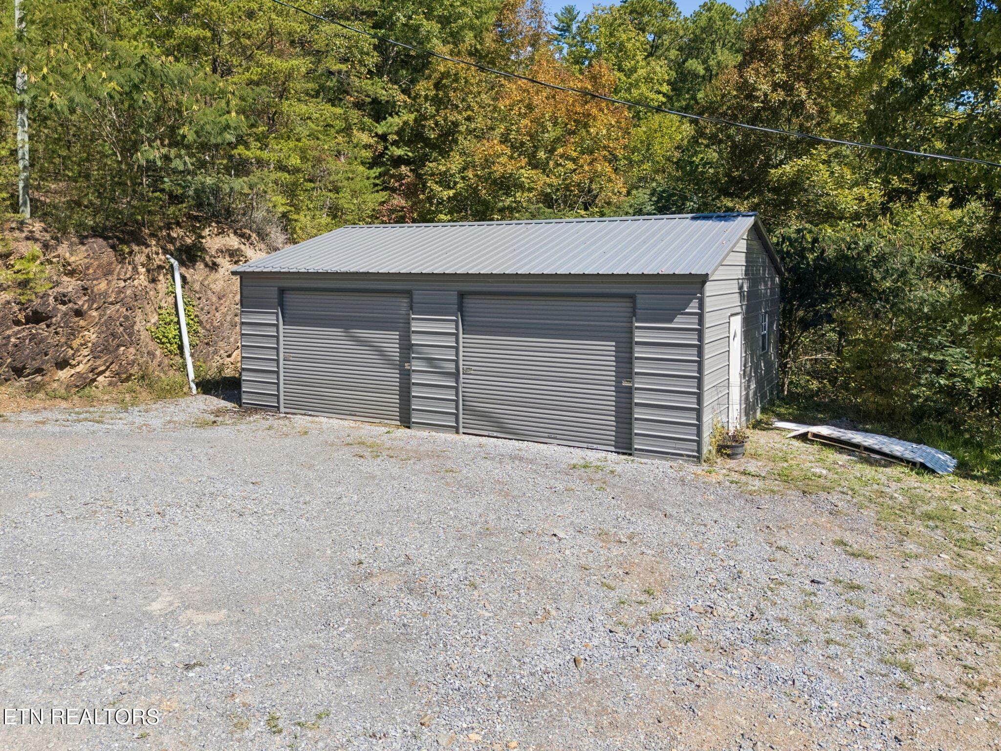 Garage - 1243 Carrs Creek Rd, Townsend, TN 37882, Townsend
