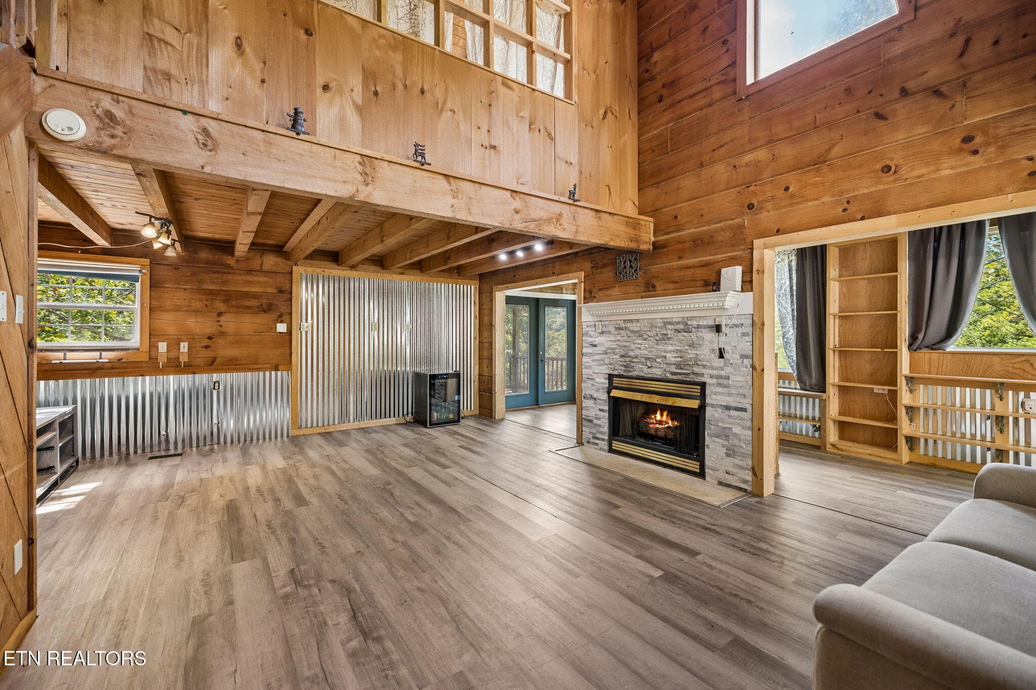 Great room - 1243 Carrs Creek Rd, Townsend, TN 37882, Townsend