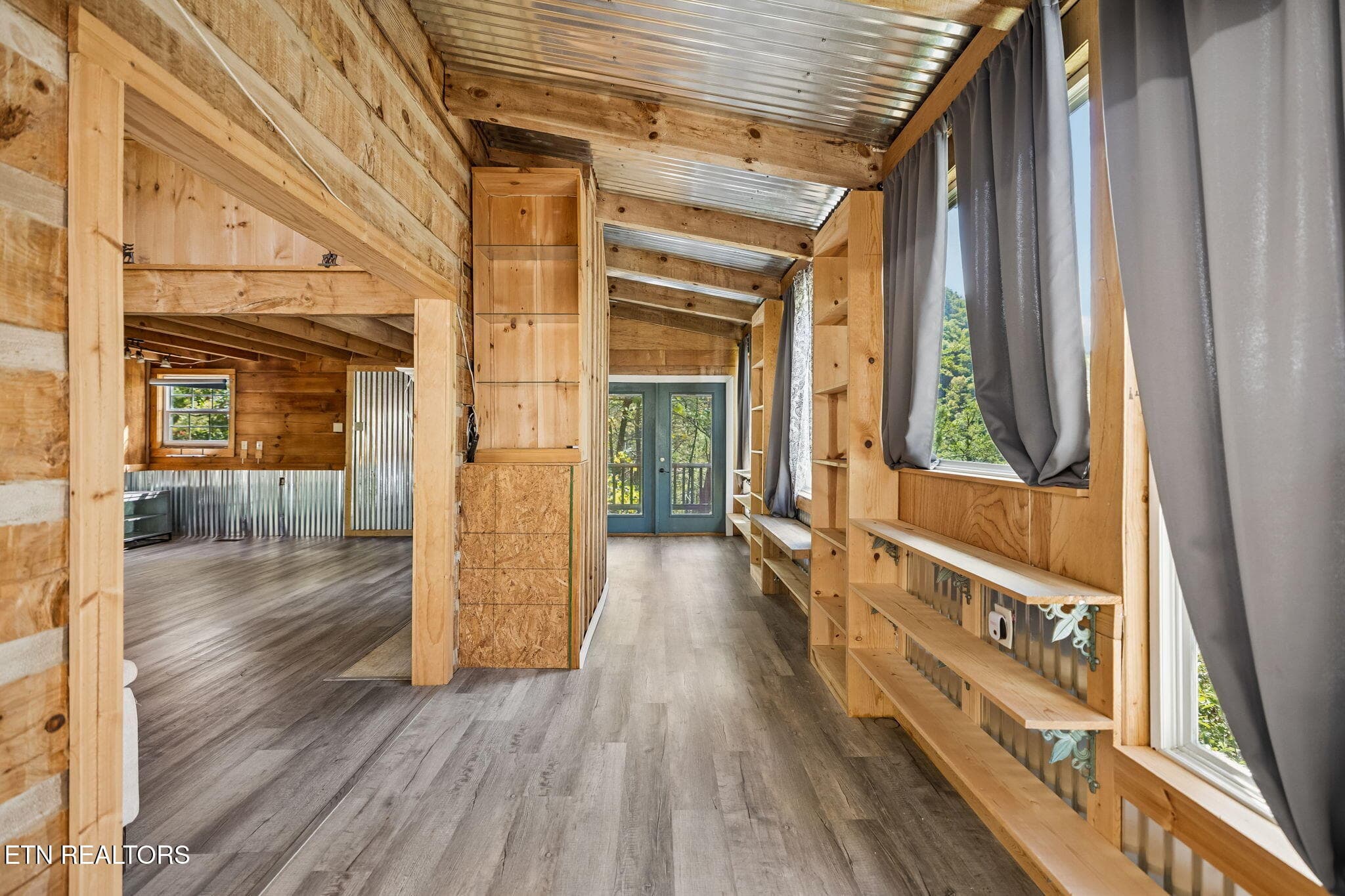 Hallway - 1243 Carrs Creek Rd, Townsend, TN 37882, Townsend
