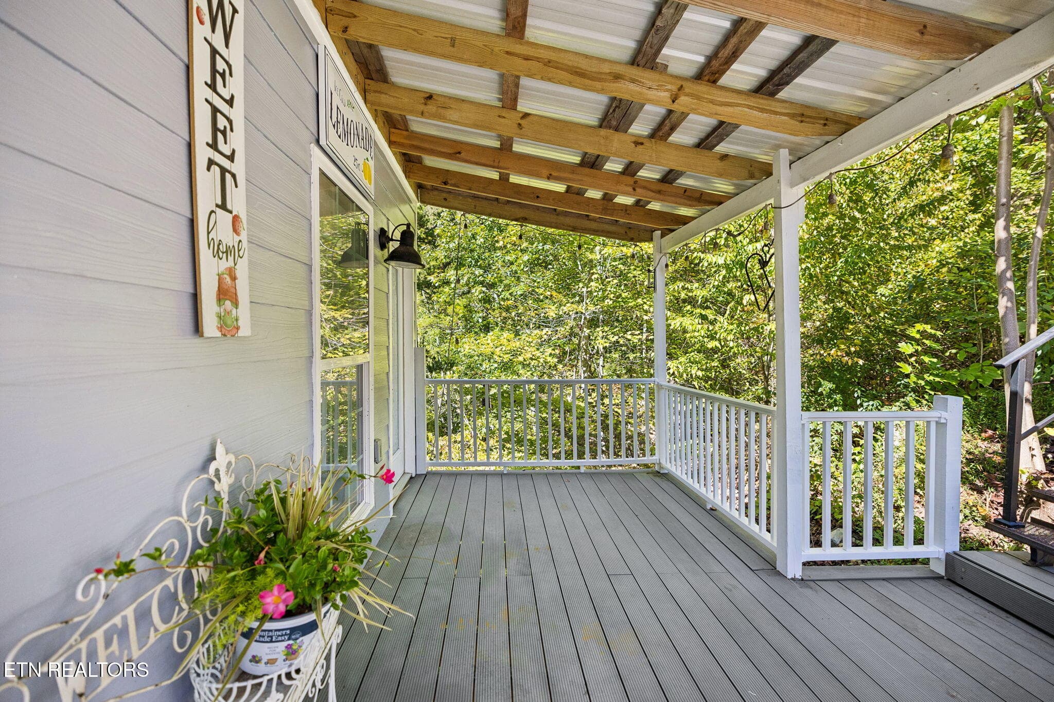 Porch to kitchen - 1243 Carrs Creek Rd, Townsend, TN 37882, Townsend