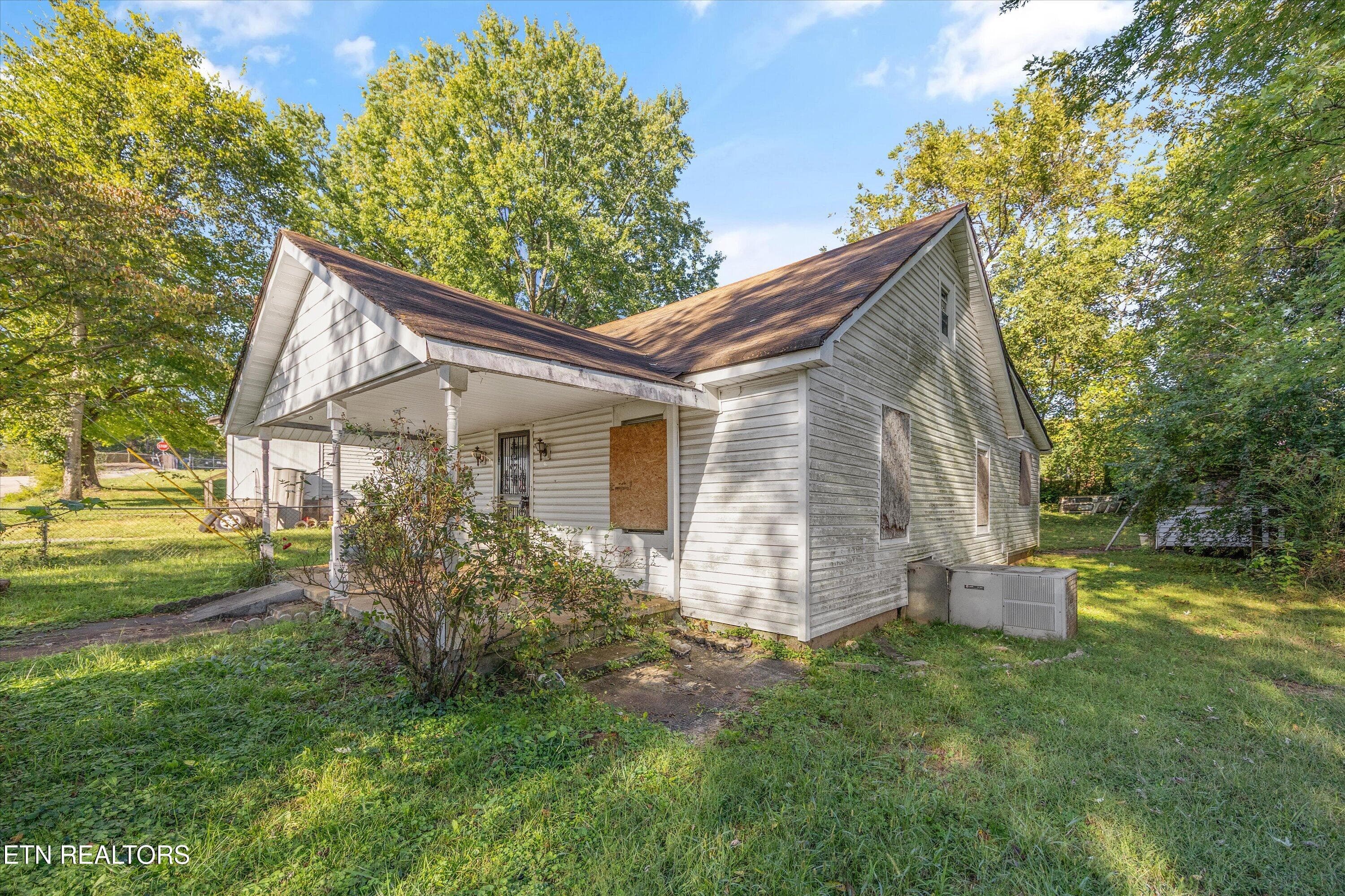 5129 Tenwood Dr - 5129 Tenwood Drive, Knoxville, TN 37921, Knoxville