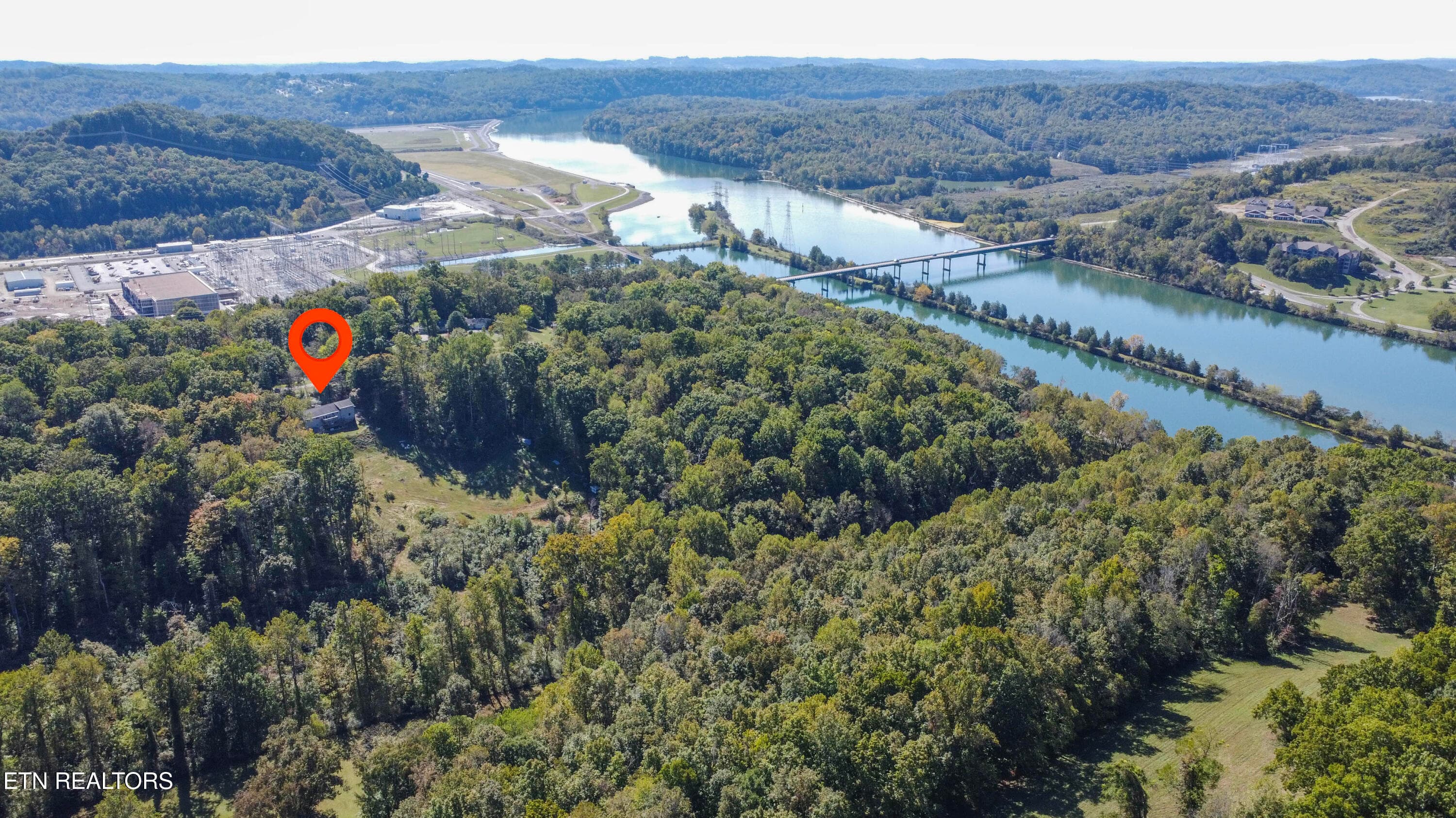 drone 11 - 155 Lakeview Circle, Clinton, TN 37716