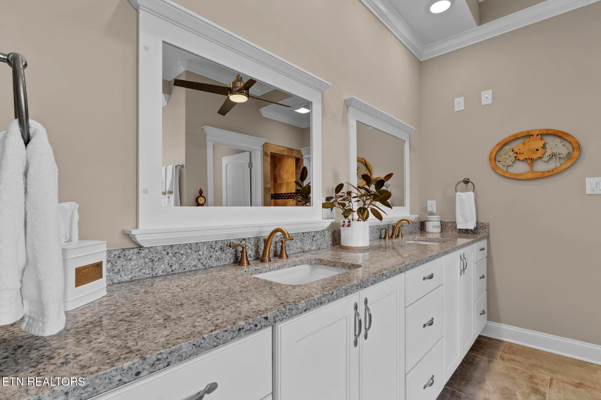 Master Bath - 3812 Jackson Bend Drive, Louisville, TN 37777, Louisville