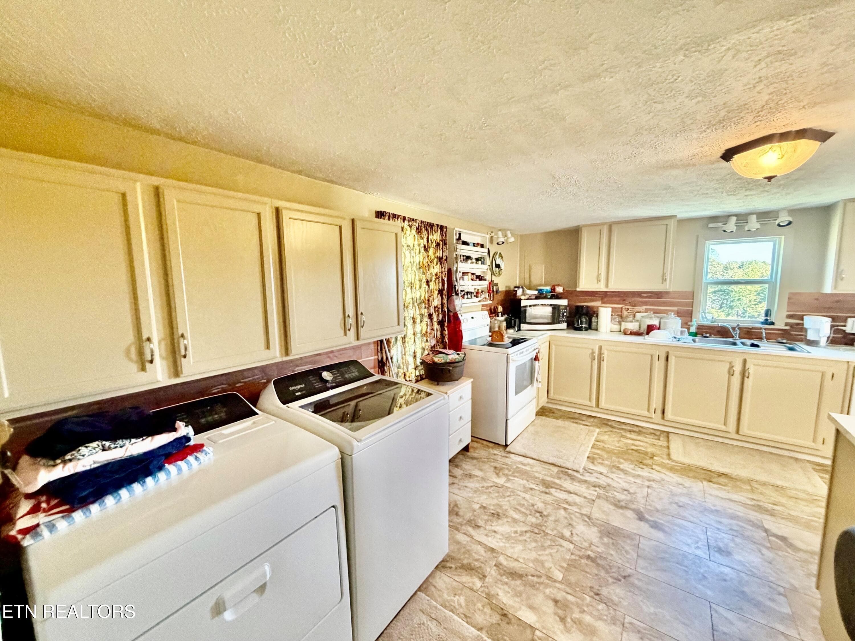 5889 Newton Road kitchen1 new - 5889 Newton Rd, Crossville, TN 38572