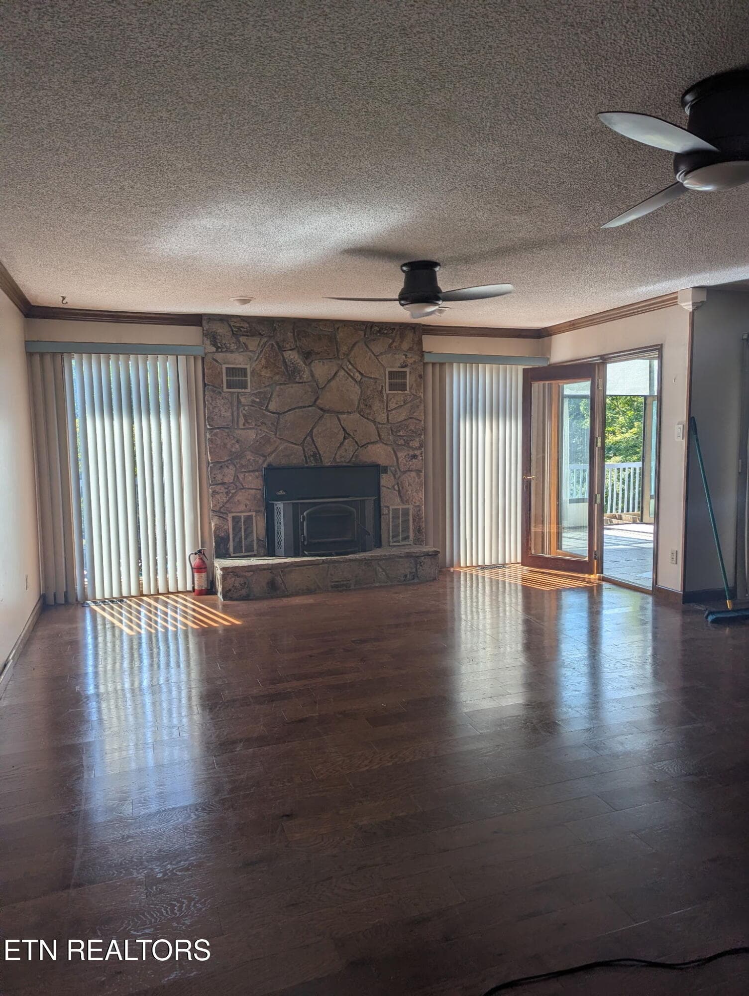 1000006027 - 6054 Pleasant Run Lane, Knoxville, TN 37918, Knoxville
