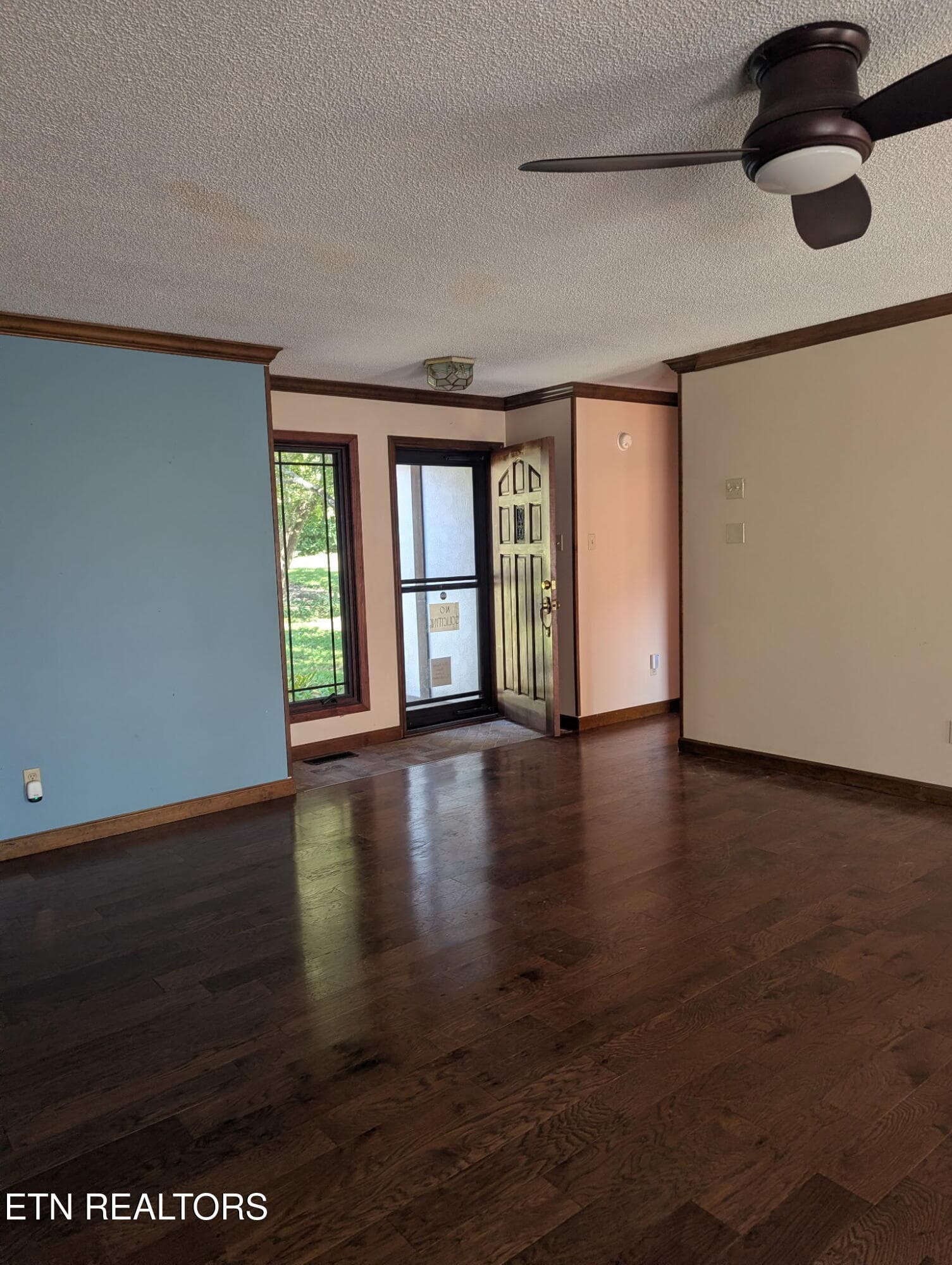 1000006030 - 6054 Pleasant Run Lane, Knoxville, TN 37918, Knoxville