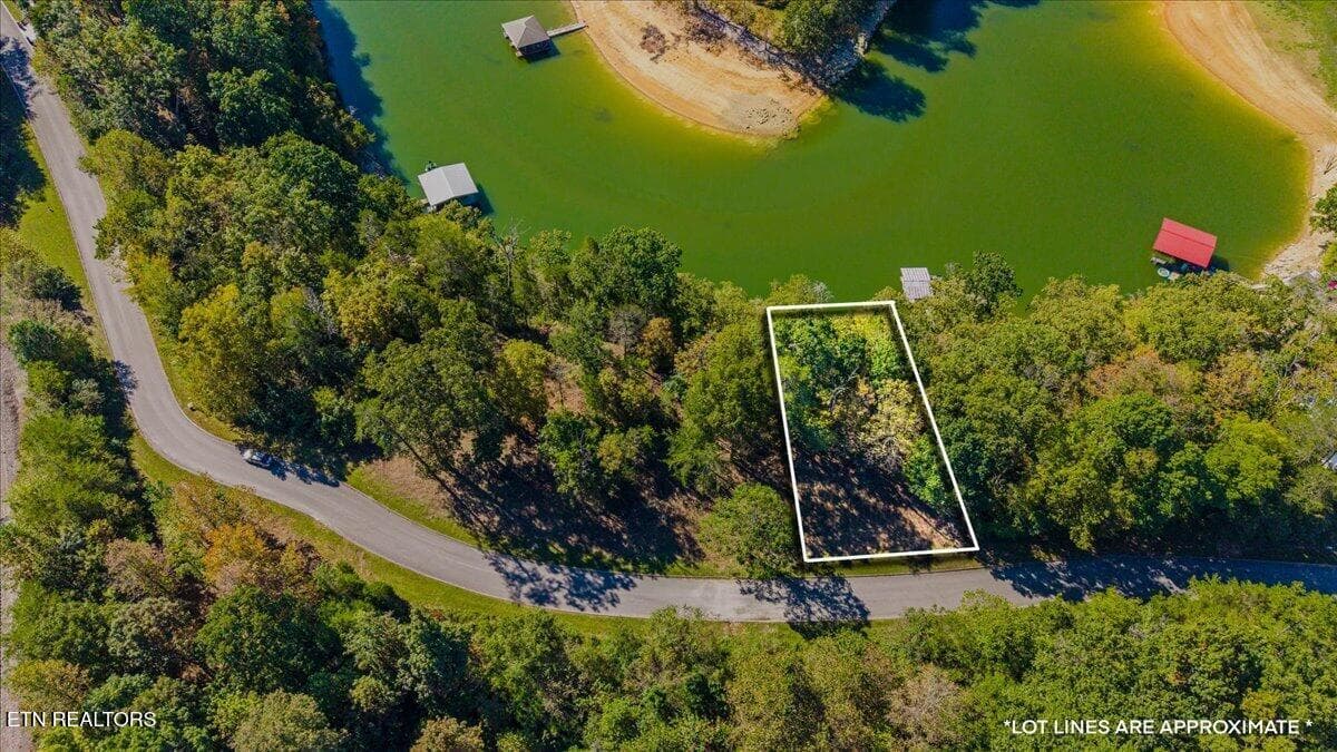 08-Bluff Trace - lot1,2,2,3 Bluff Trace, Jacksboro, TN 37757, Jacksboro