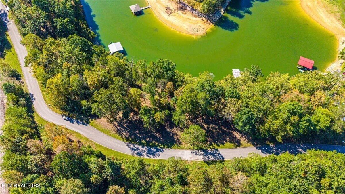 28-Bluff Trace - lot1,2,2,3 Bluff Trace, Jacksboro, TN 37757, Jacksboro