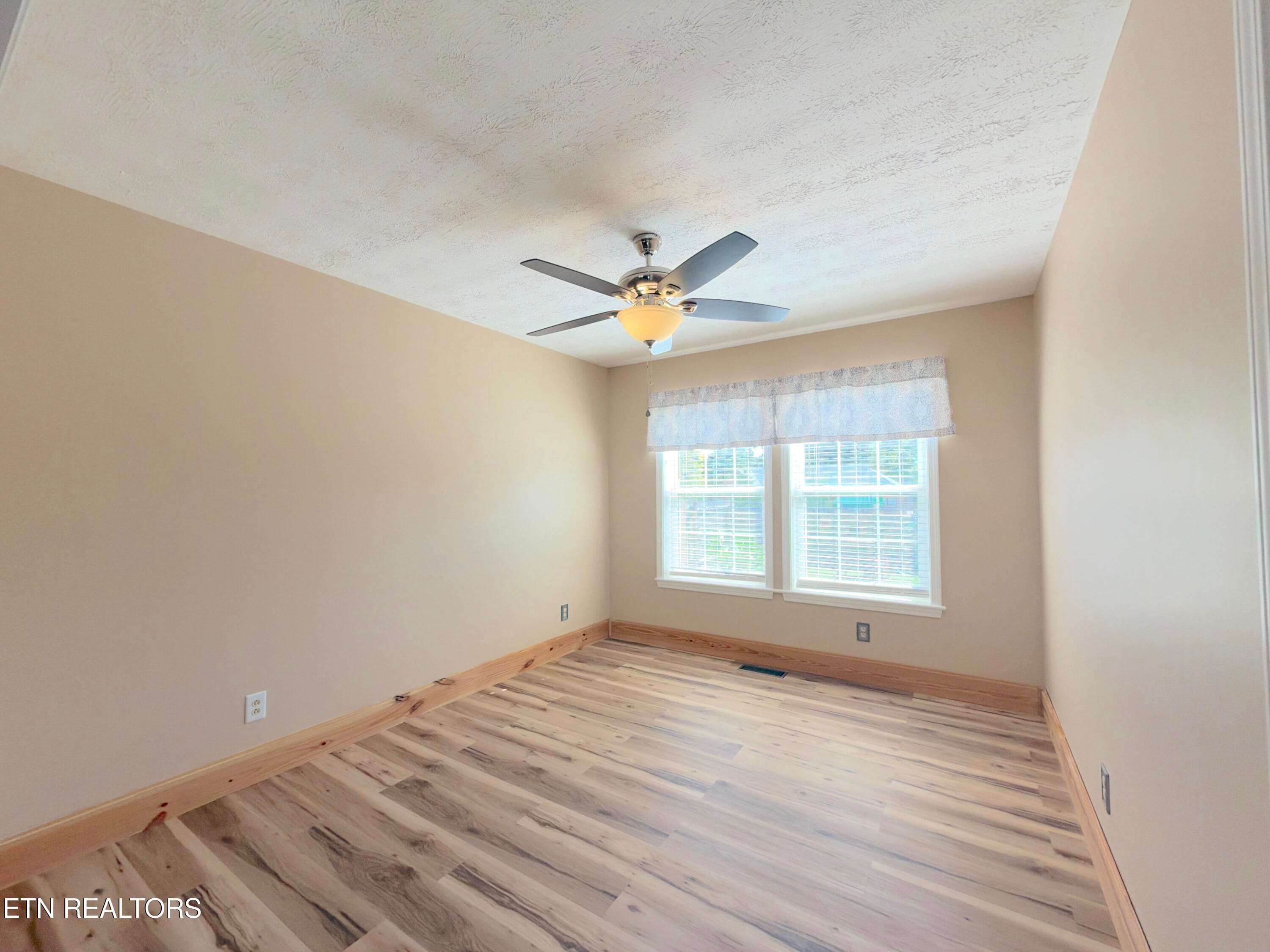 25. Dining Room - 2833 English Valley Lane, Sevierville, TN 37876