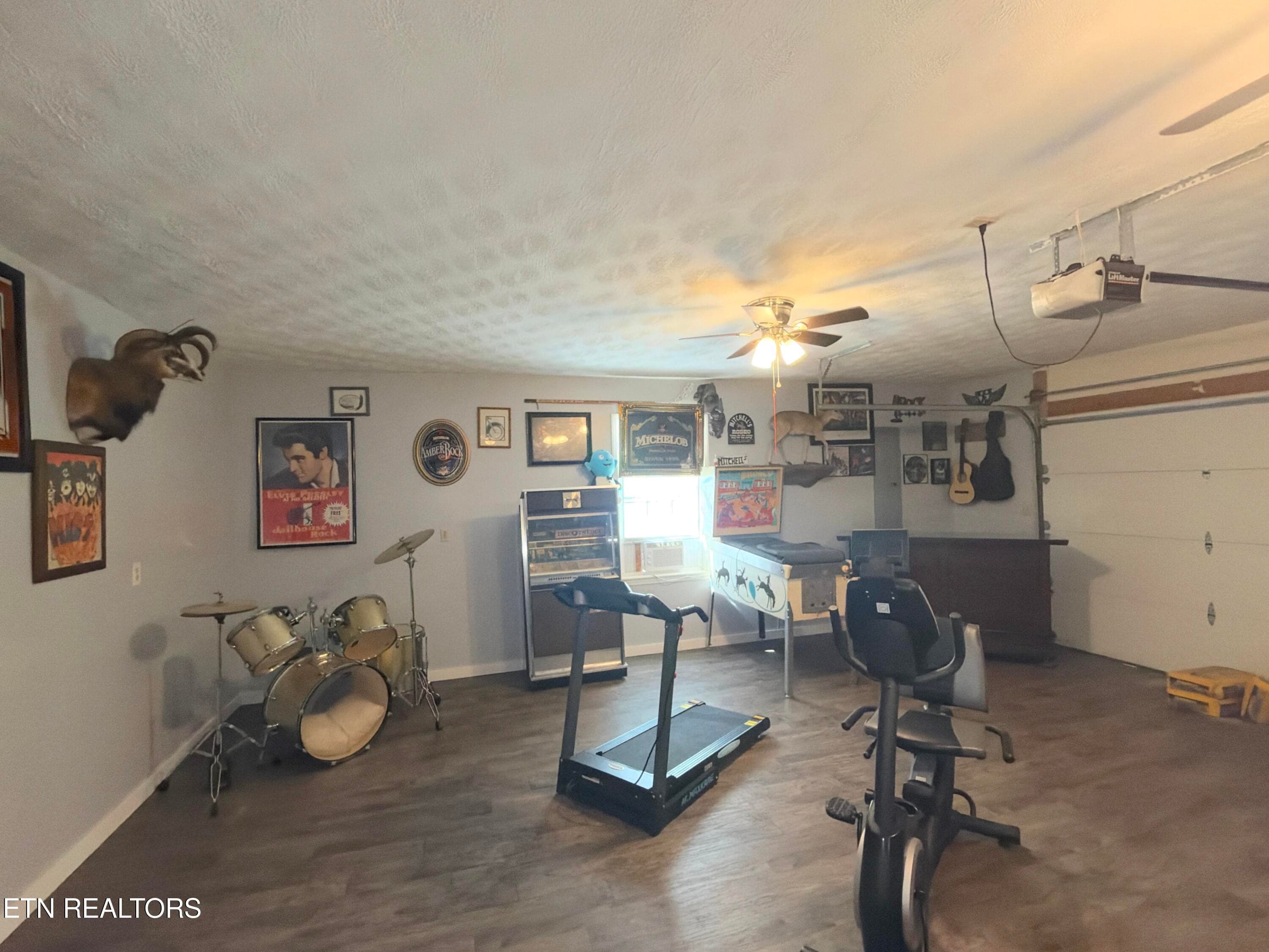 32. Game Room - 2833 English Valley Lane, Sevierville, TN 37876