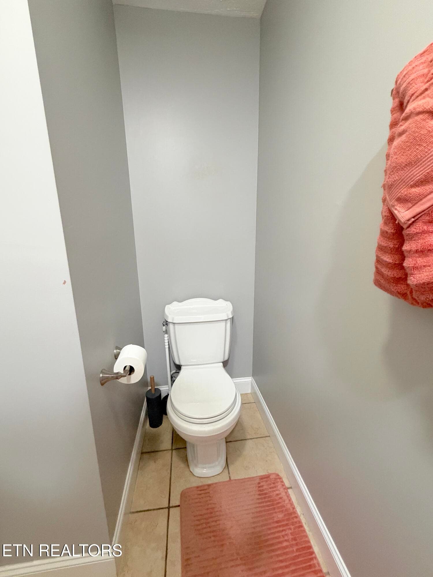 40. Bath Master - 2833 English Valley Lane, Sevierville, TN 37876