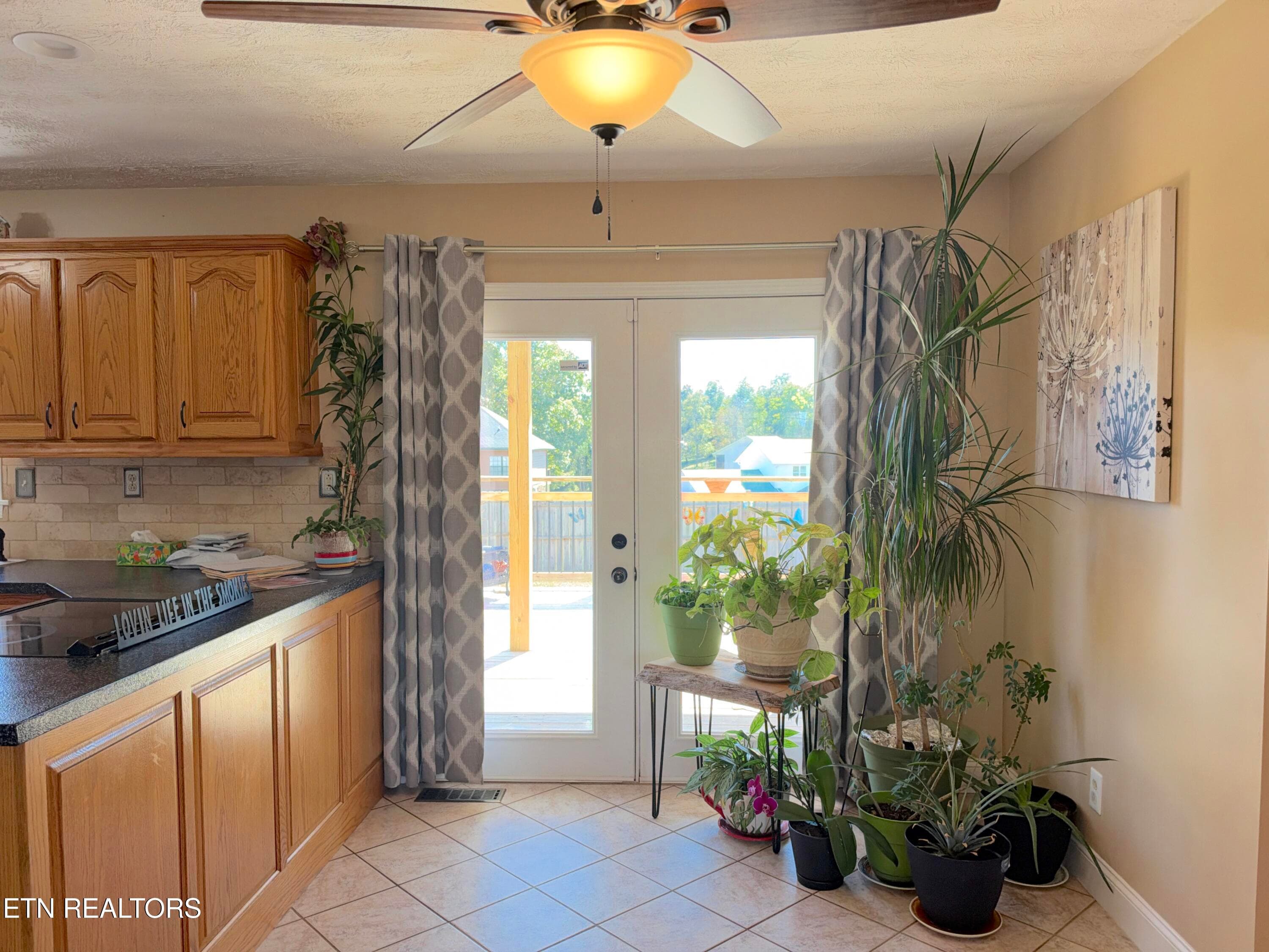 54.5 Access to Deck - 2833 English Valley Lane, Sevierville, TN 37876