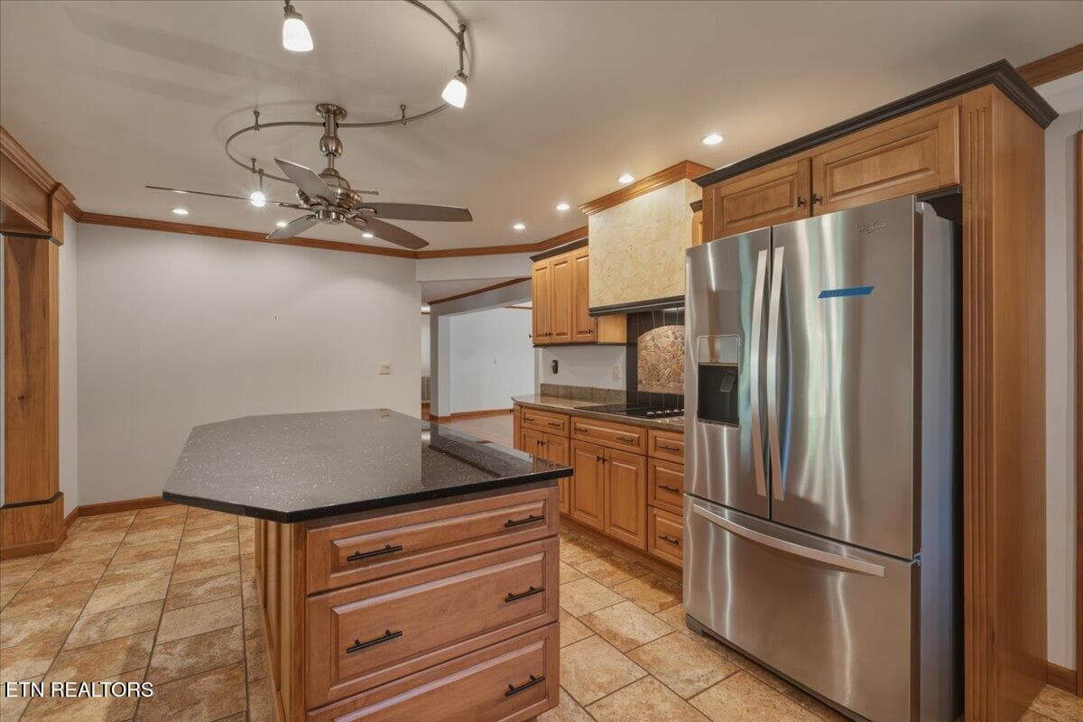 14-Kitchen - 309 Tigitsi Way, Loudon, TN 37774, Loudon