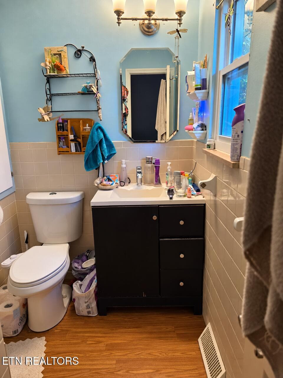 B5AC13BC-D418-4CB1-BE06-8FFF835F3389 - 6512 E Garwood Circle, Knoxville, TN 37918, Knoxville