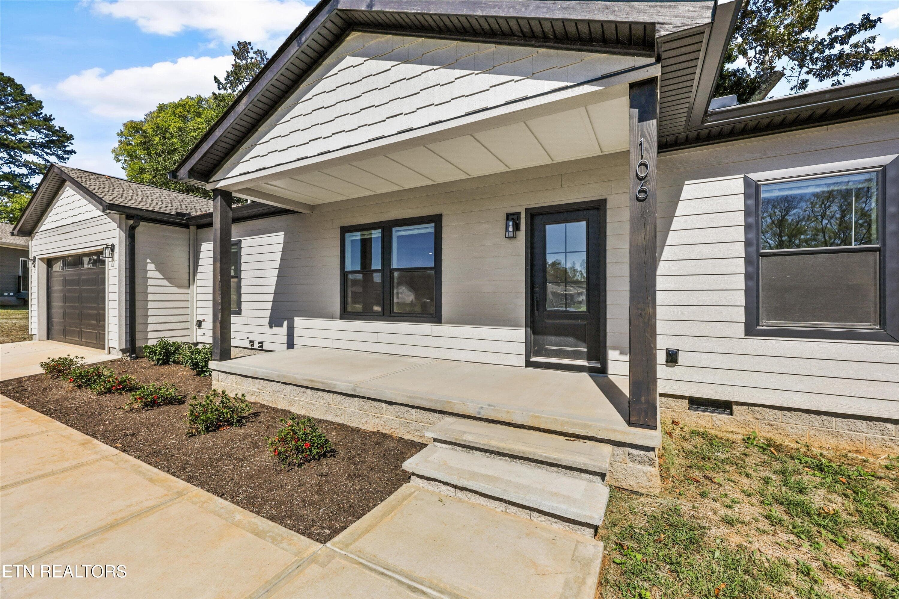 Front Elevation - 106 Federal Ferry Circle, Vonore, TN 37885, Vonore