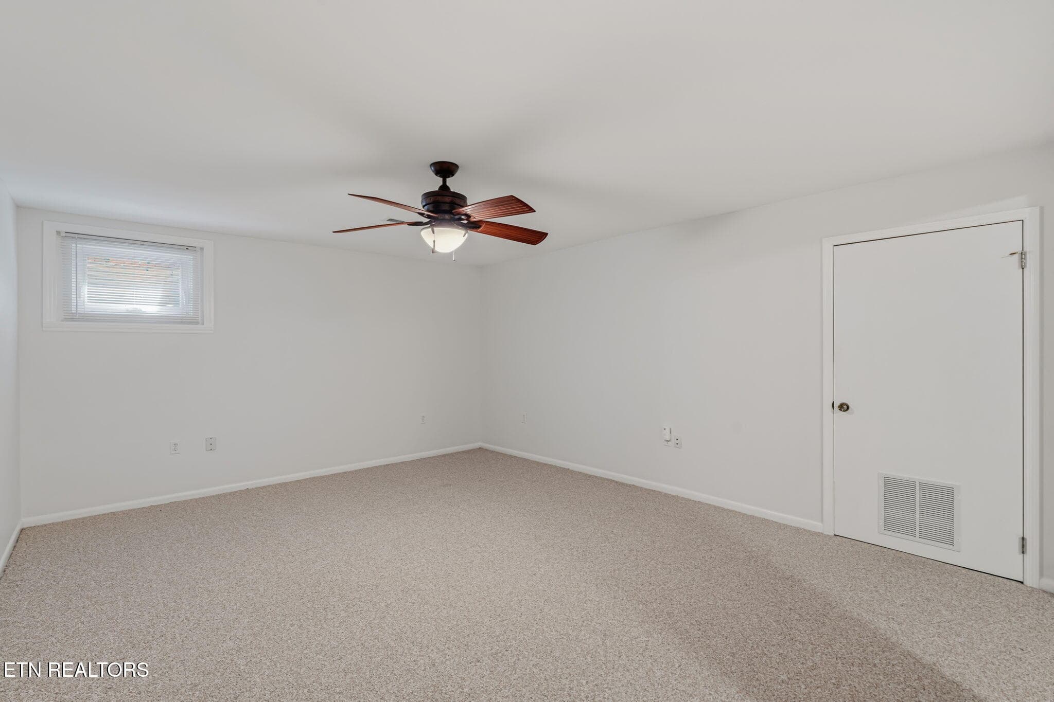 27-web-or-mls-1034 Poplar Springs-14 - 1034 Poplar Creek Rd, Oliver Springs, TN 37840