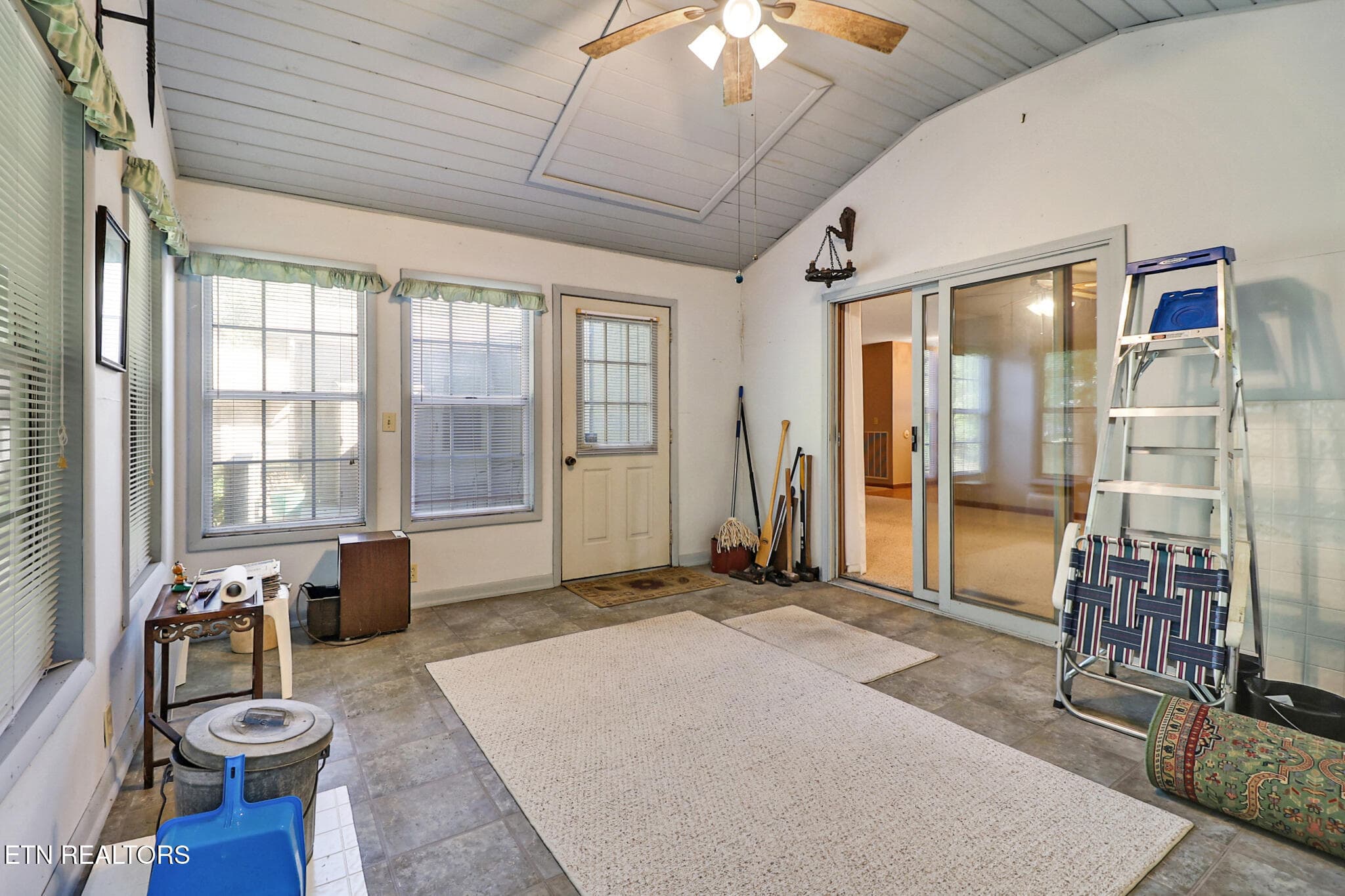 Sunroom - 107 Delbridge Lane, Crossville, TN 38558, Crossville