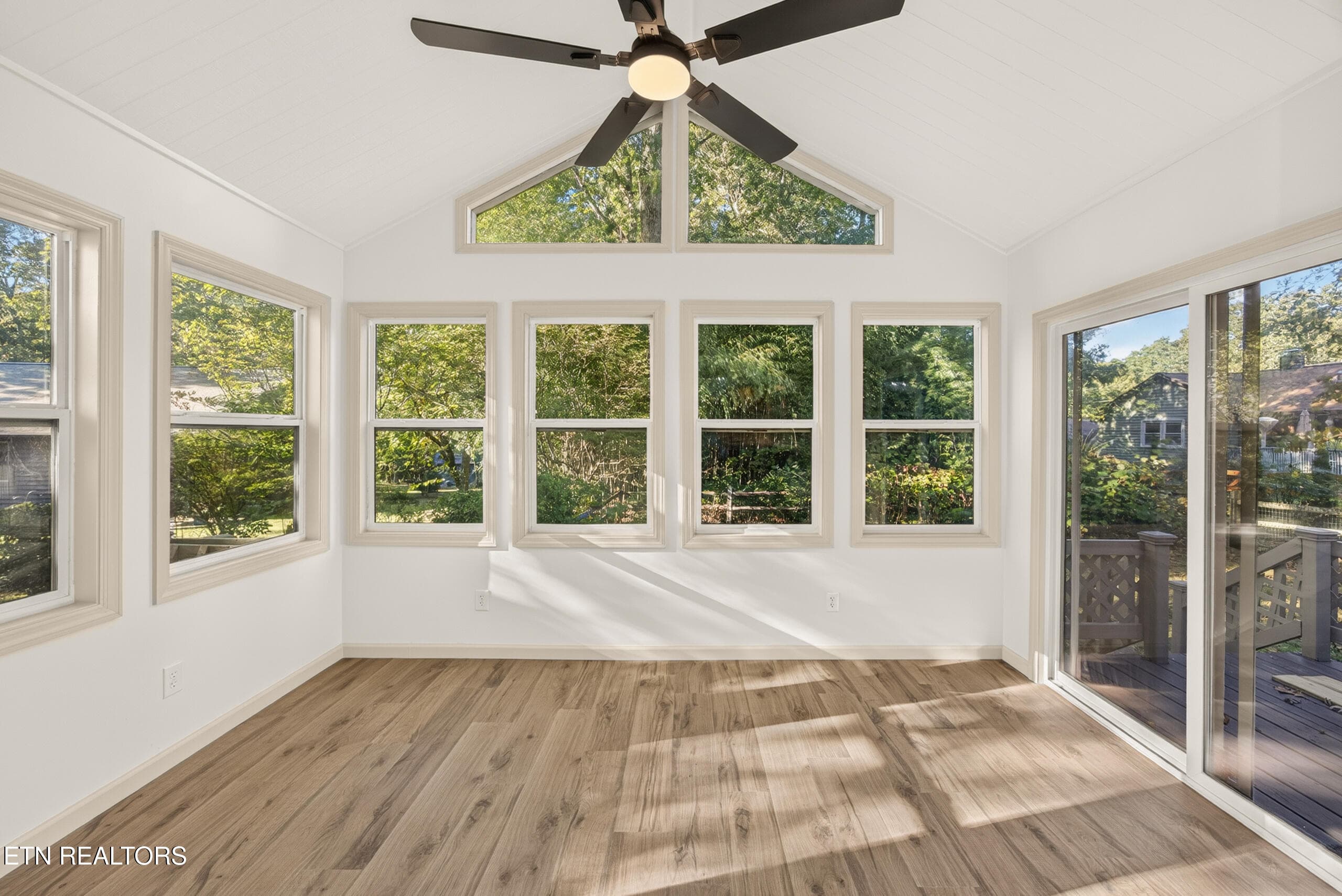 028_8N5A9874 - 40 Kingsboro Lane, Crossville, TN 38558, Crossville