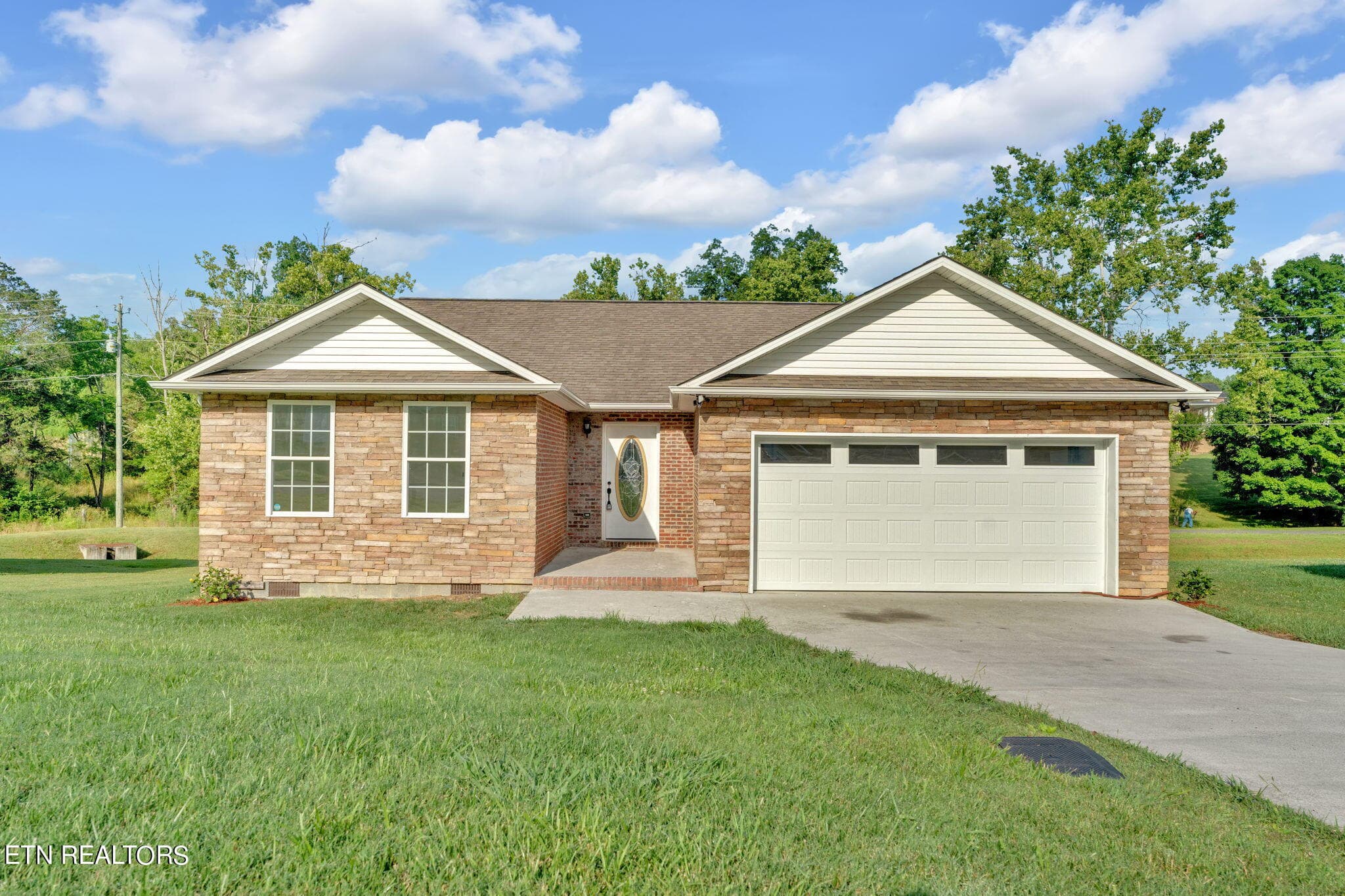 22-web-or-mls-DSC06016 - 334 Joshua Landing Court, Seymour, TN 37865, Seymour