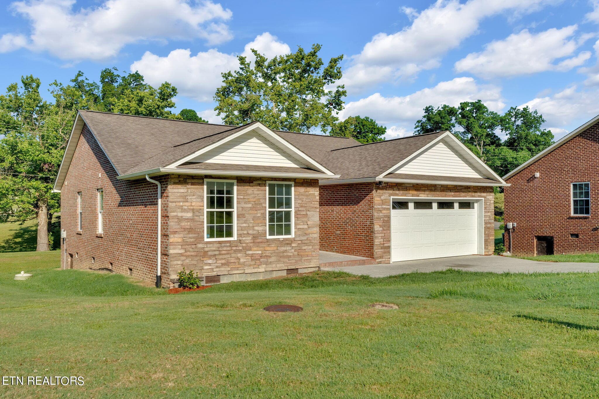 23-web-or-mls-DSC06019 - 334 Joshua Landing Court, Seymour, TN 37865, Seymour