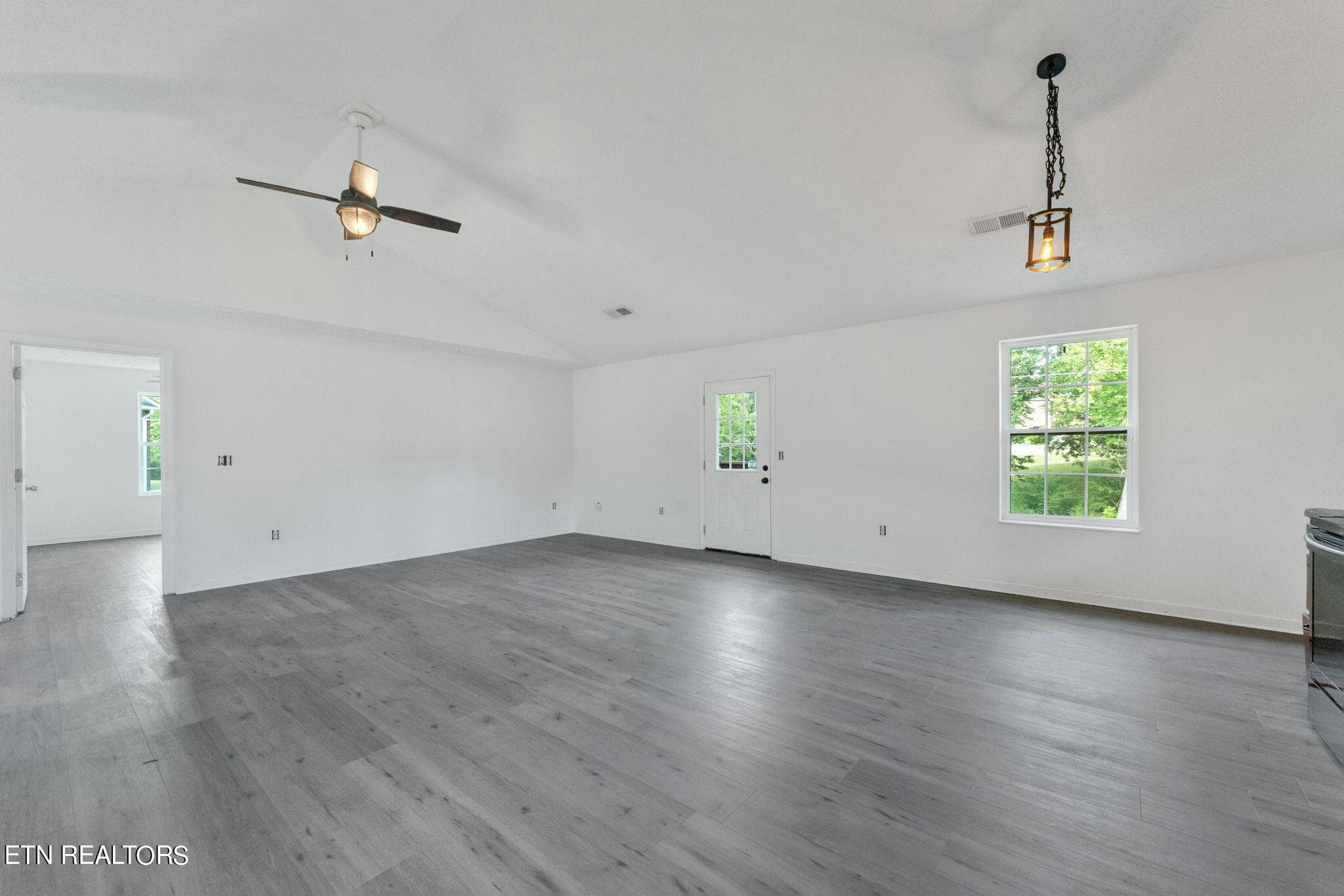 8-web-or-mls-DSC05968 - 334 Joshua Landing Court, Seymour, TN 37865, Seymour