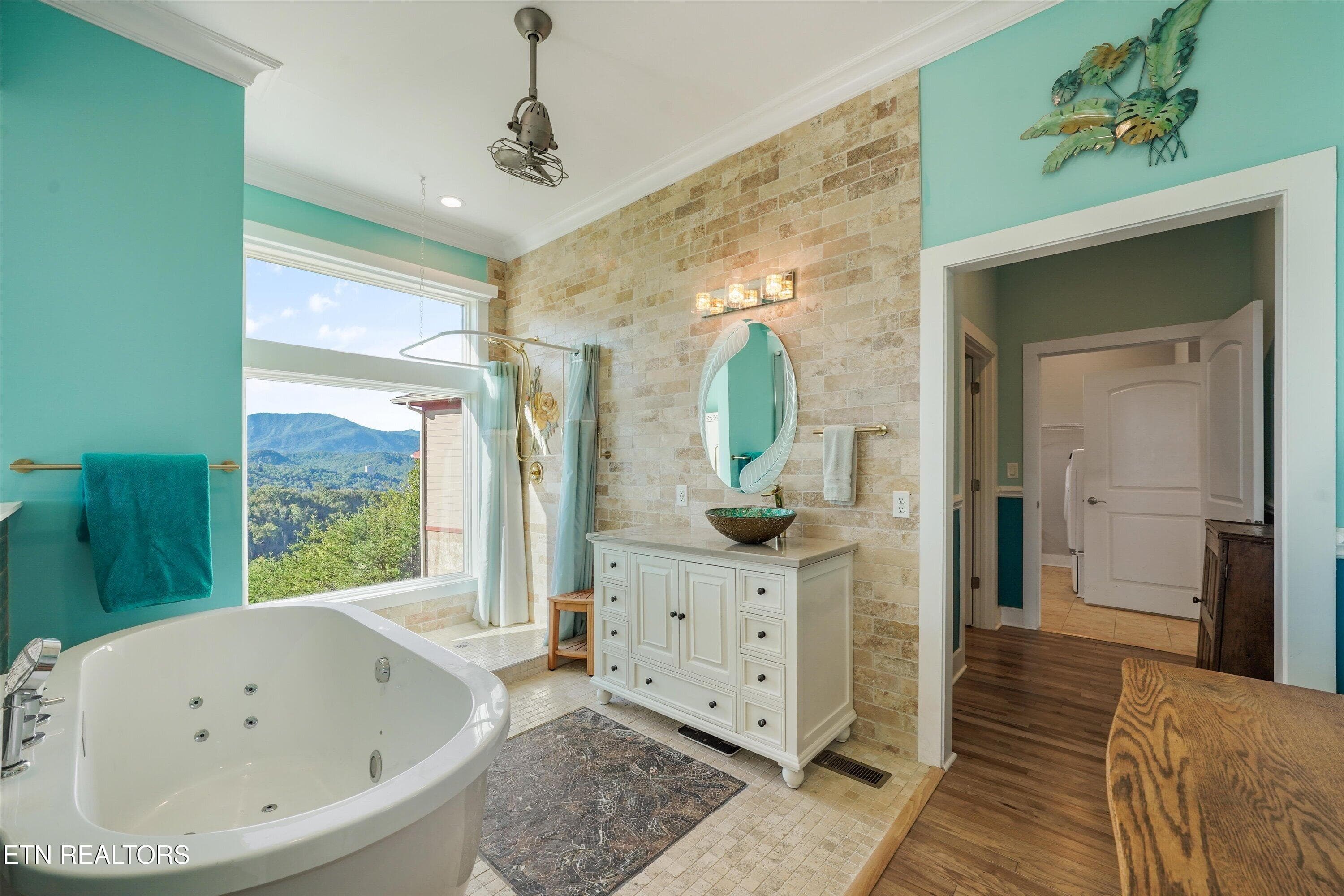 Primary Bathroom 2 Main Level - 706 Nocks Drive, Gatlinburg, TN 37738, Gatlinburg
